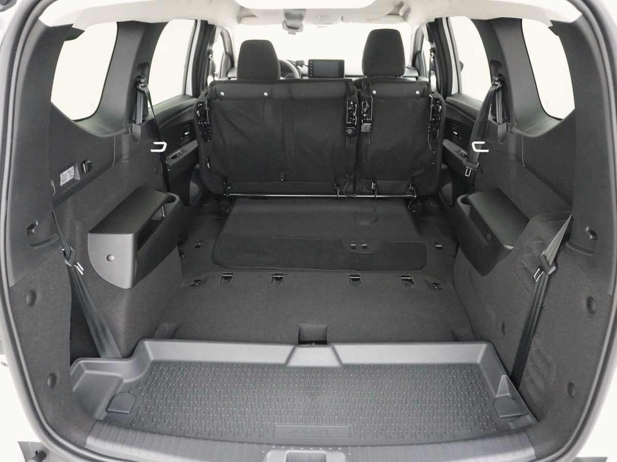 DACIA Jogger 1.8 Hybrid Extreme 7Plätzer-image-22