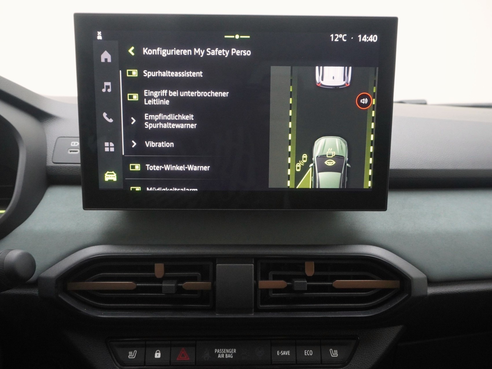 DACIA Jogger 1.8 Hybrid Extreme 7Plätzer-image-18