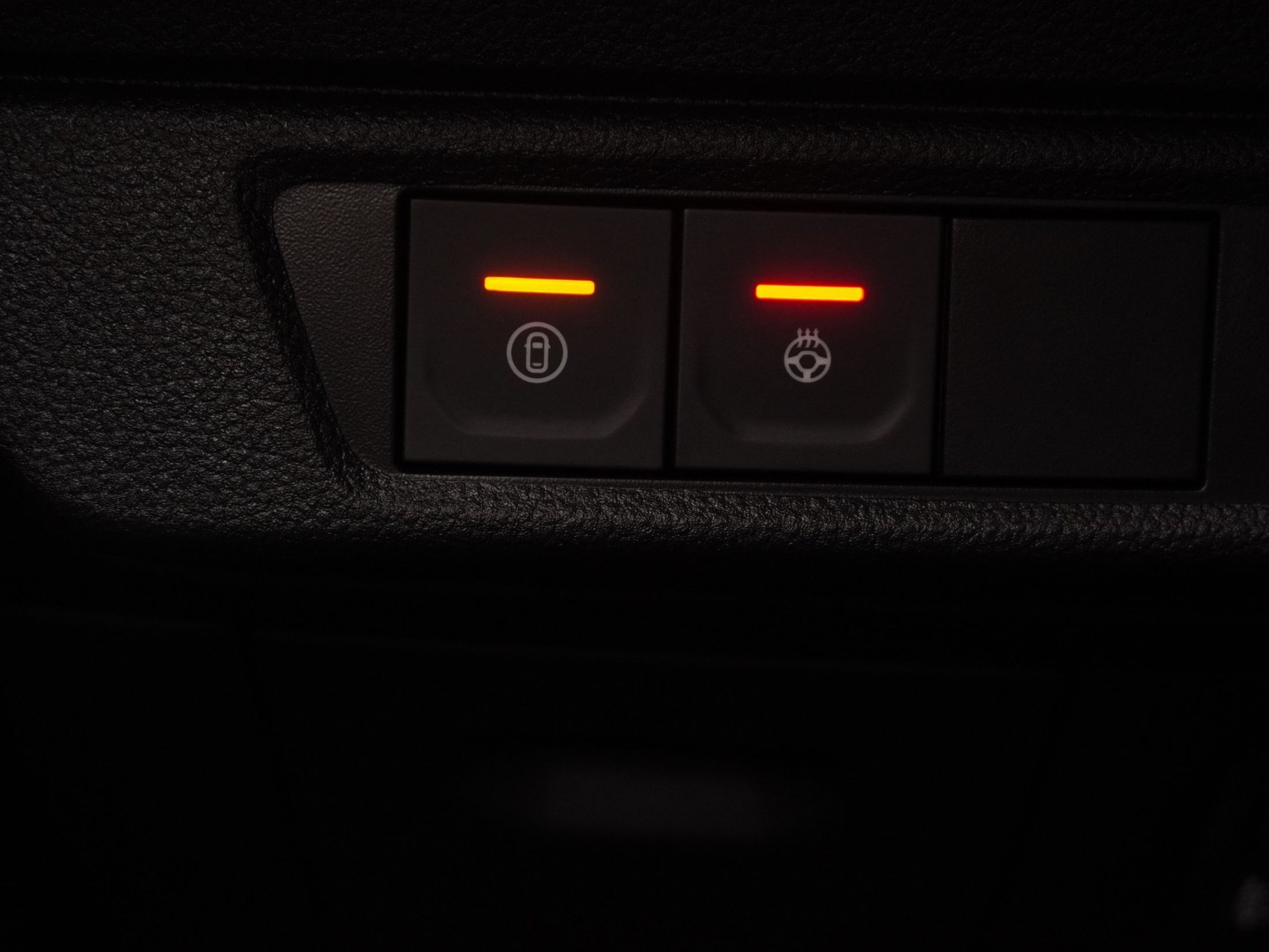 DACIA Jogger 1.8 Hybrid Extreme 7Plätzer-image-21