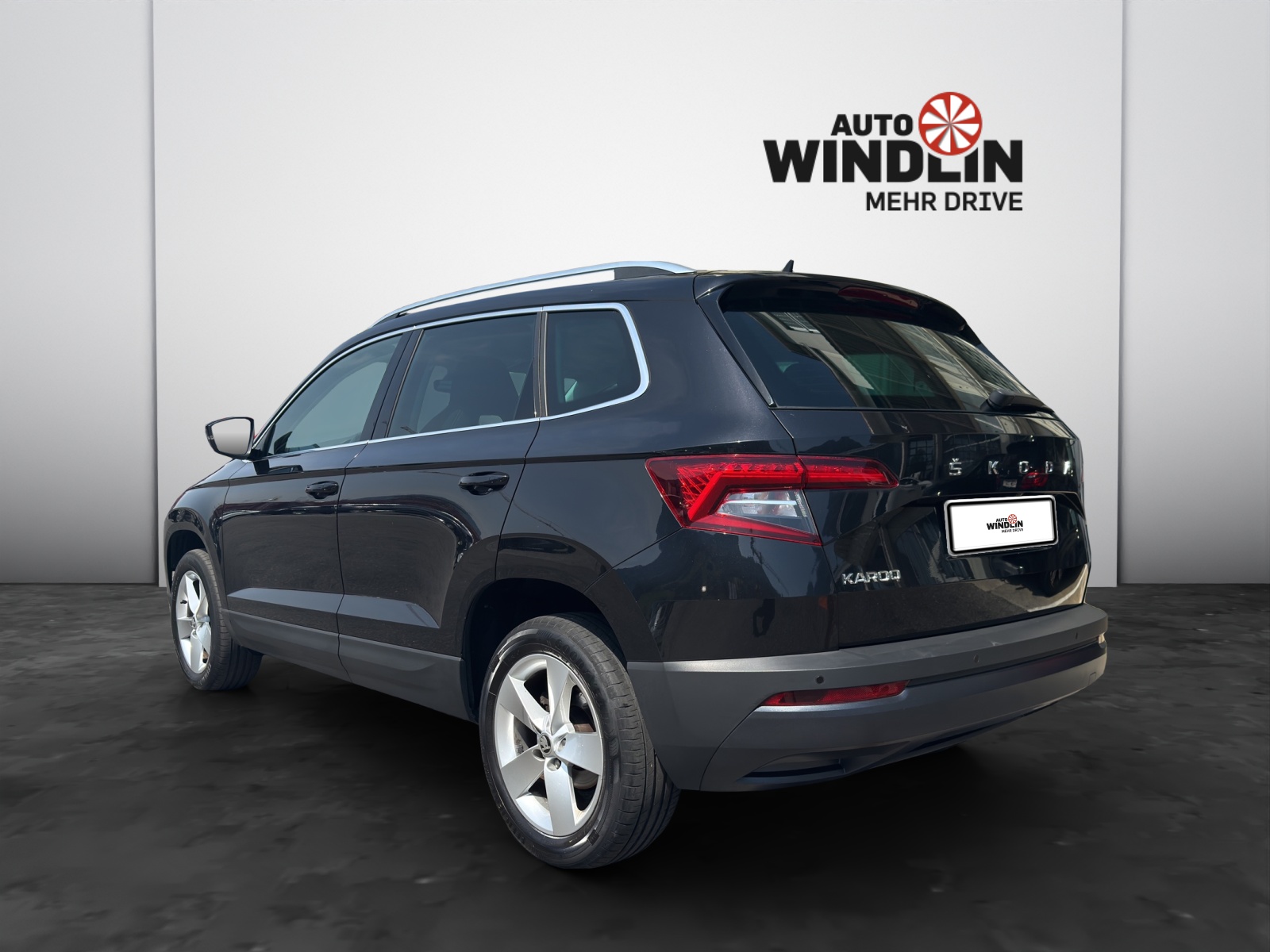 SKODA Karoq 1.5 TSI Style DSG-image-2