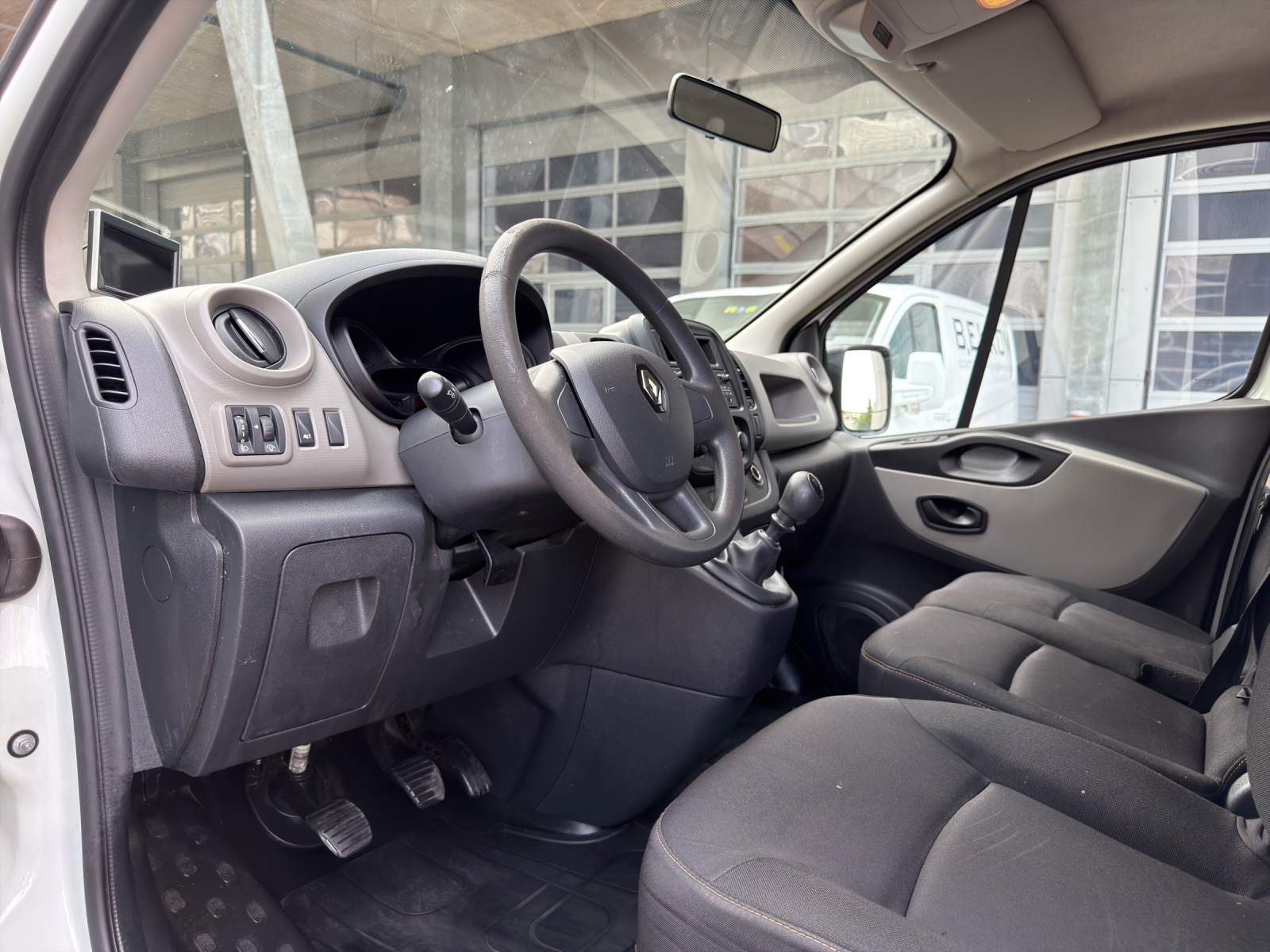 RENAULT Trafic 1.6 dCi 95 2.9t Pro+ Business Kühlfahr.L1H1-image-23