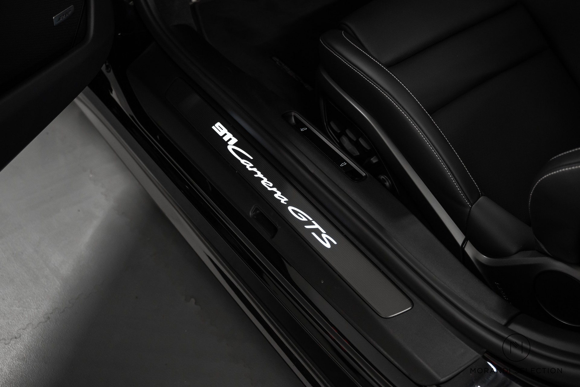 PORSCHE 911 Cabriolet 3.6 Carrera GTS PDK-image-17