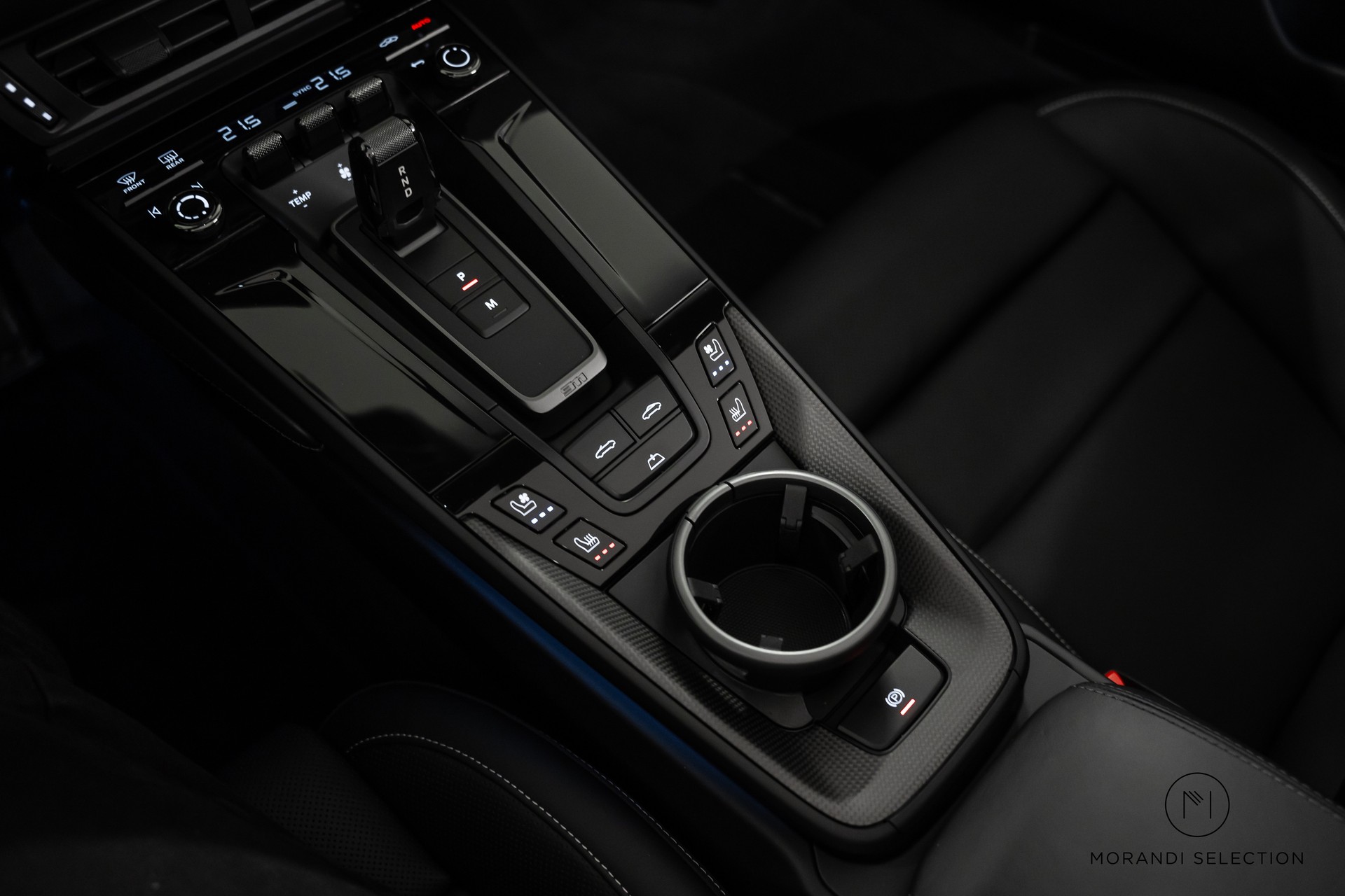 PORSCHE 911 Cabriolet 3.6 Carrera GTS PDK-image-27