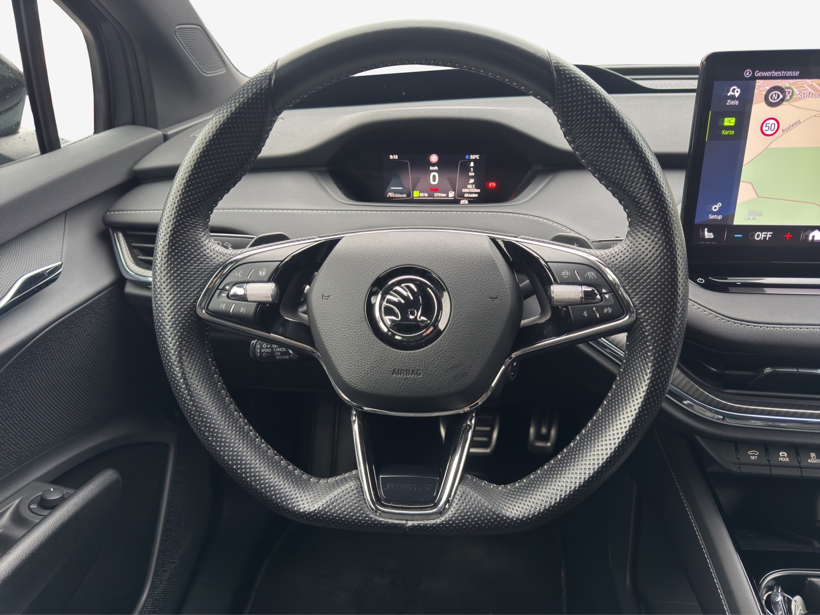 SKODA Enyaq iV 80x SportLine-image-10