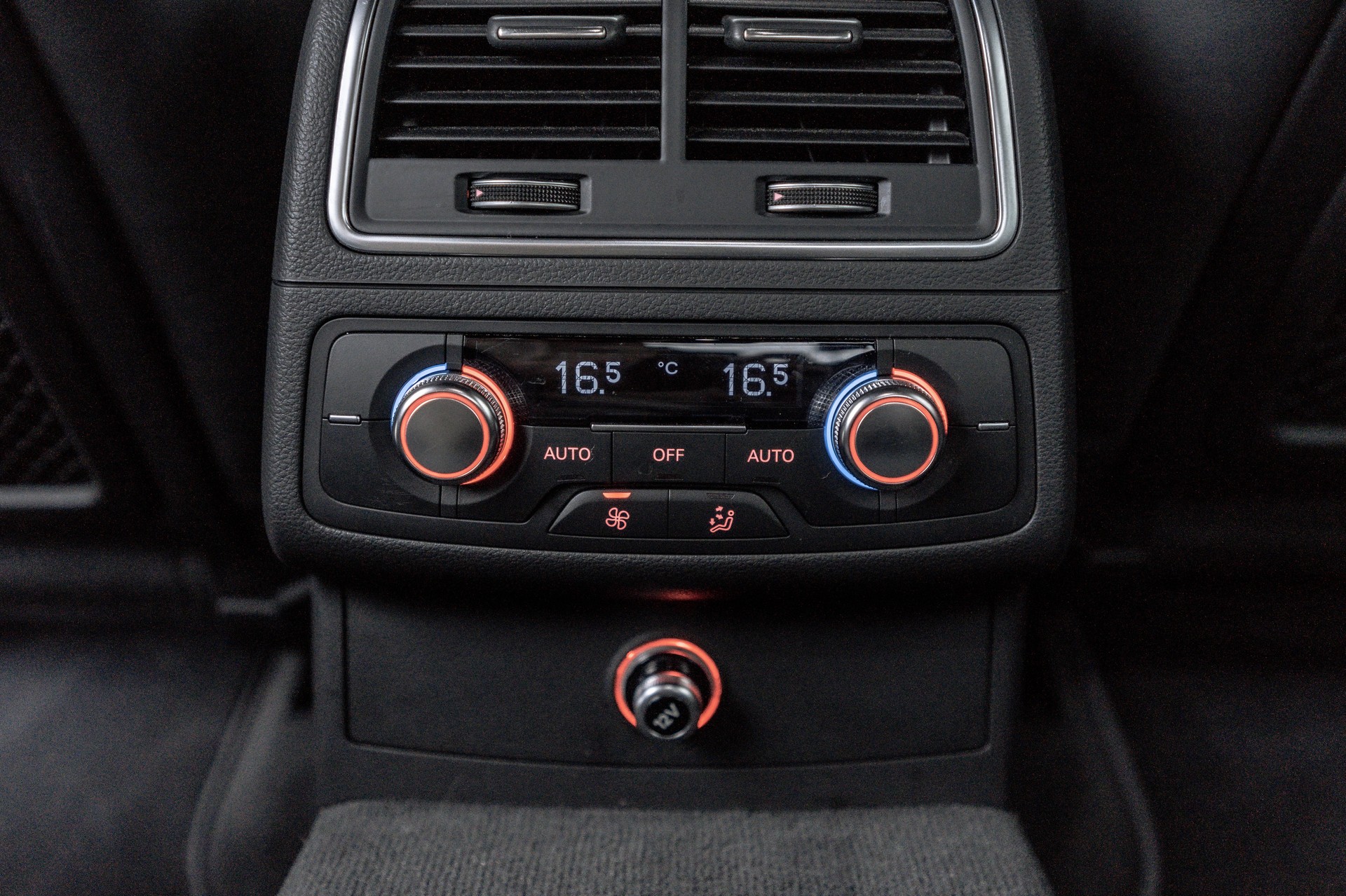 AUDI A6 Limousine 3.0 TDI V6 quattro S-tronic * FRICH AB MFK * ALL BLACK * BOSE SOUNDSYSTEM *-image-25