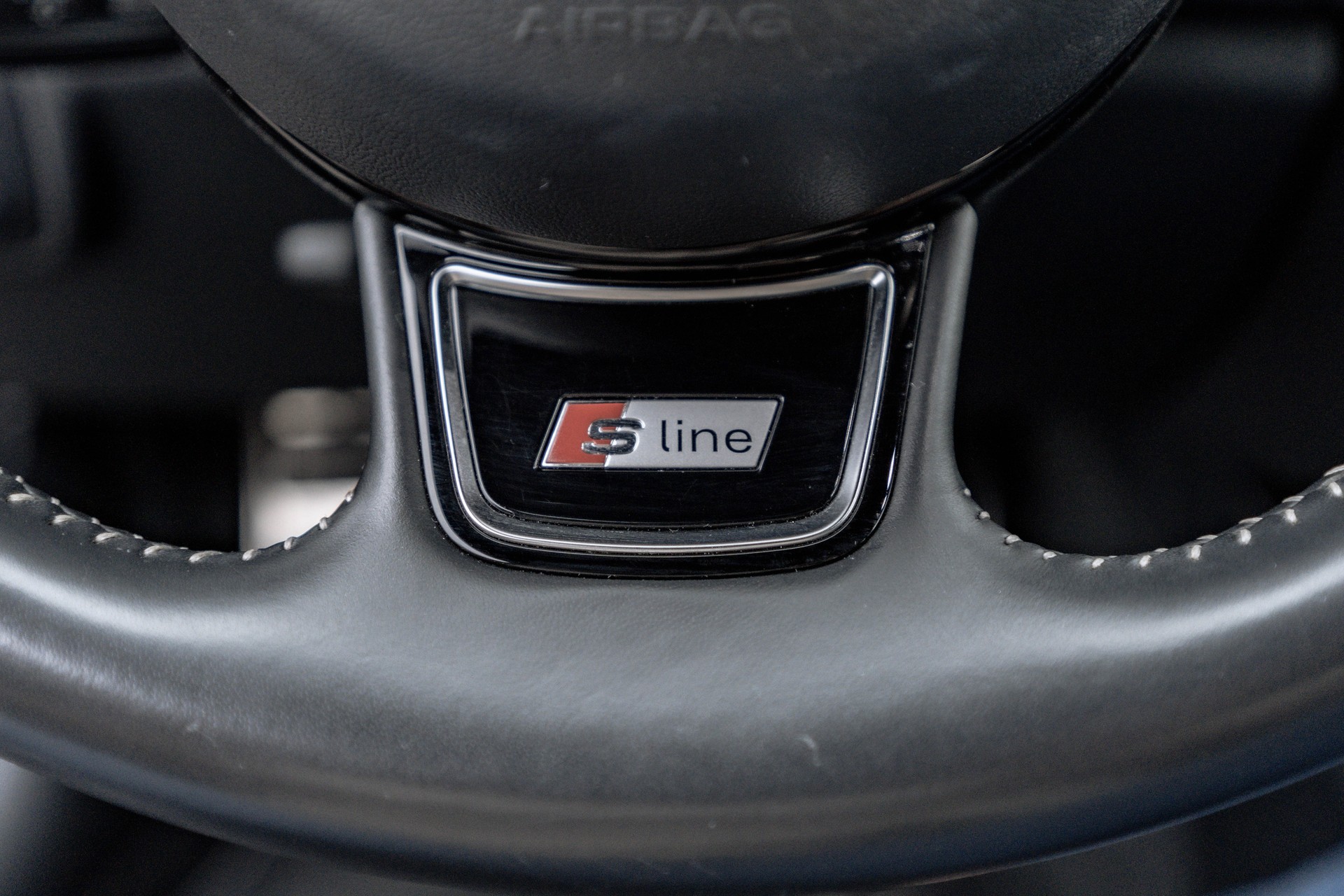 AUDI A6 Limousine 3.0 TDI V6 quattro S-tronic * FRICH AB MFK * ALL BLACK * BOSE SOUNDSYSTEM *-image-11