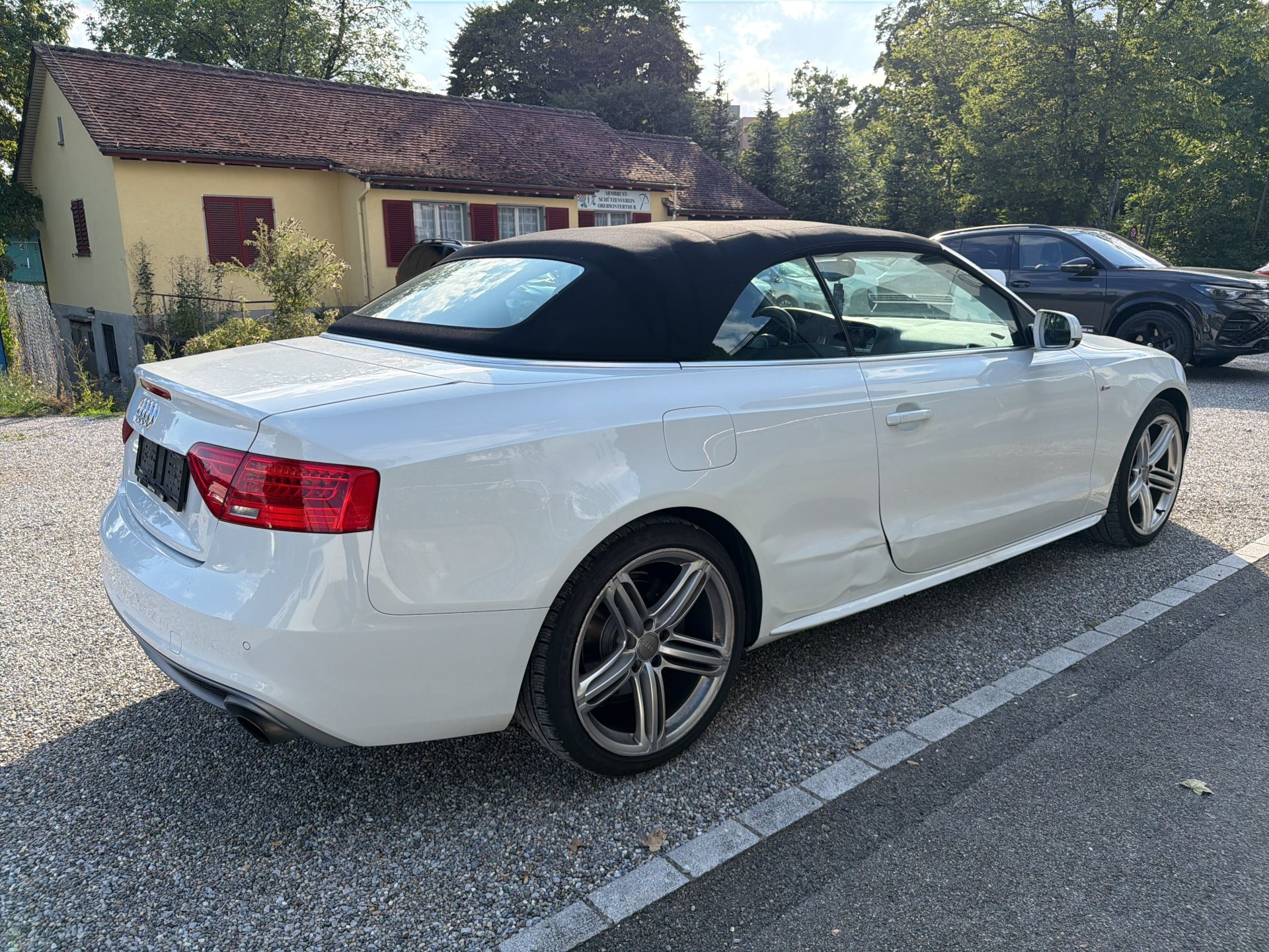 AUDI A5 Cabriolet 1.8 TFSI-image-3