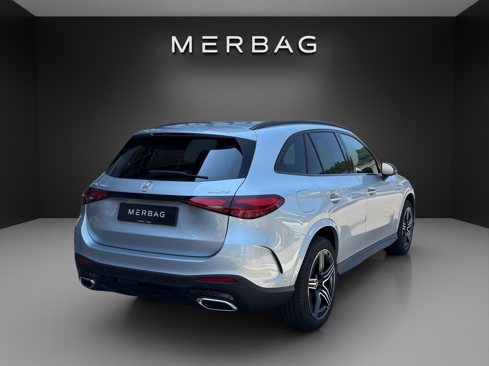 MERCEDES-BENZ GLC 300 e 4Matic 9G-Tronic EQ star-image-4