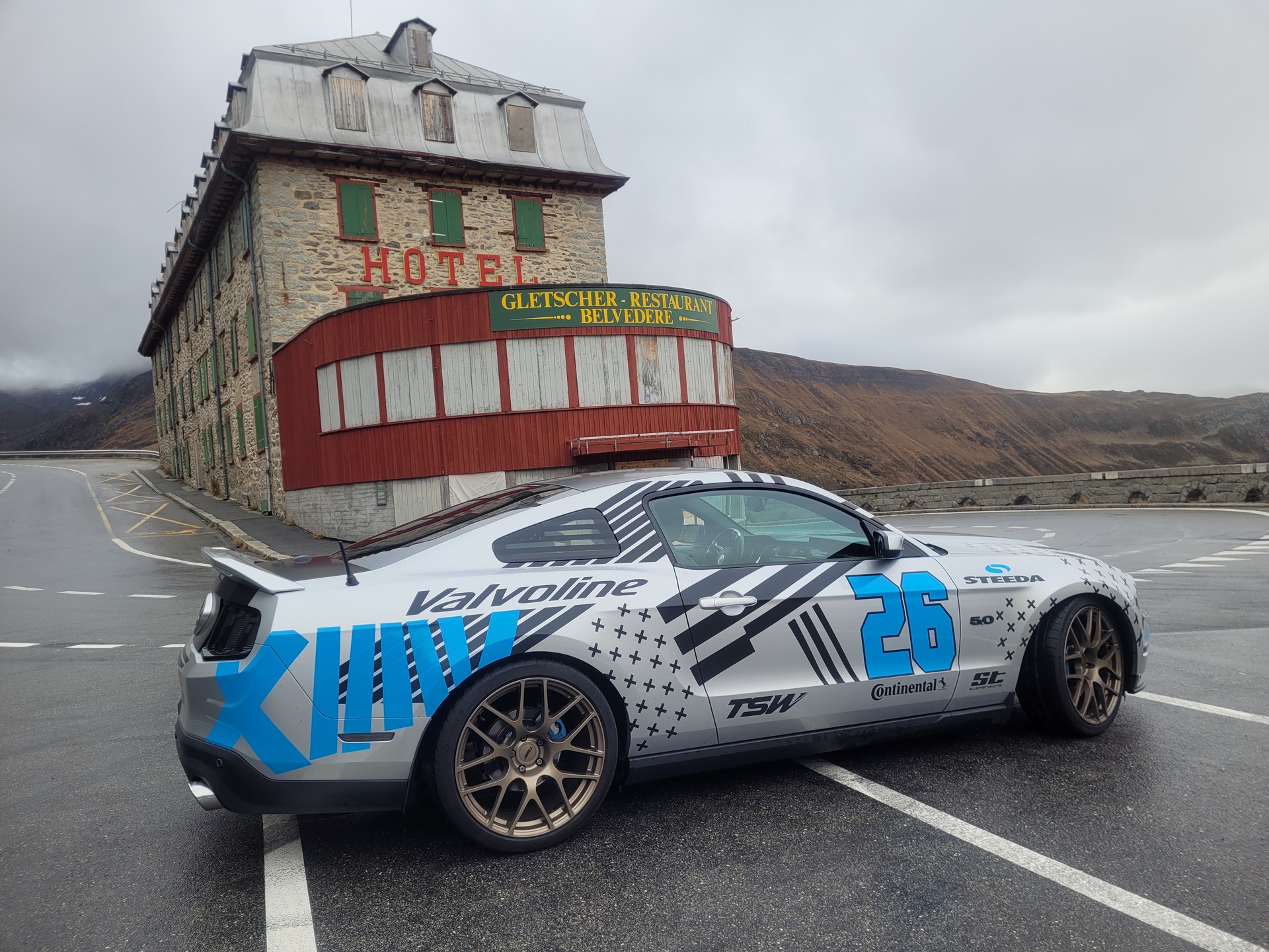FORD 5.0 V8 GT Premium-image-2