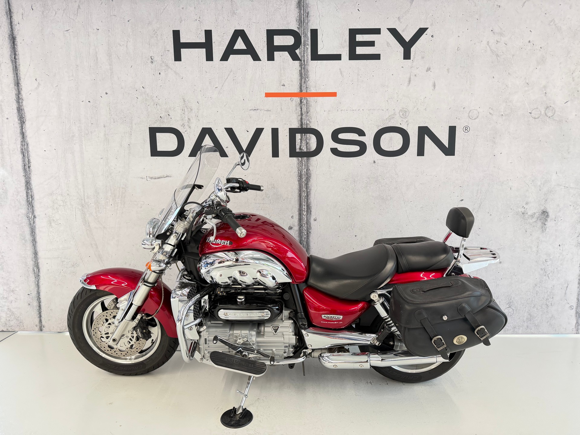 TRIUMPH Rocket III-showroom-element-3