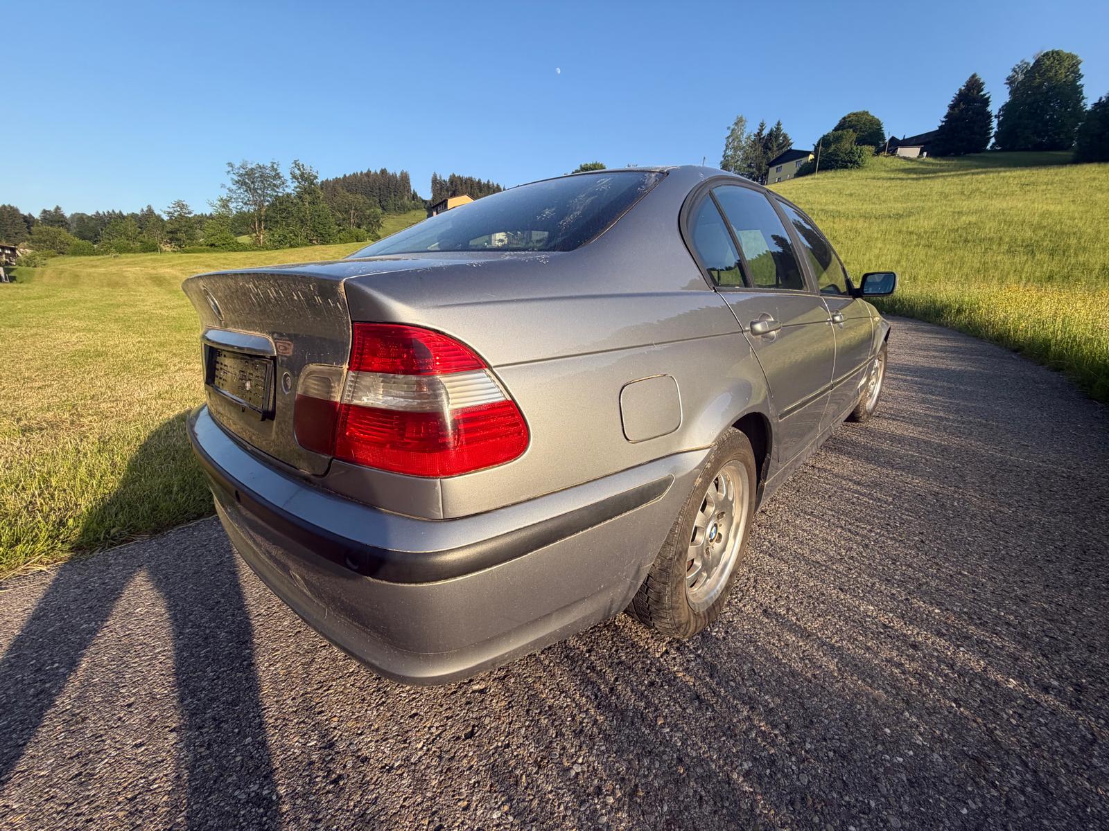 BMW 320d-image-4