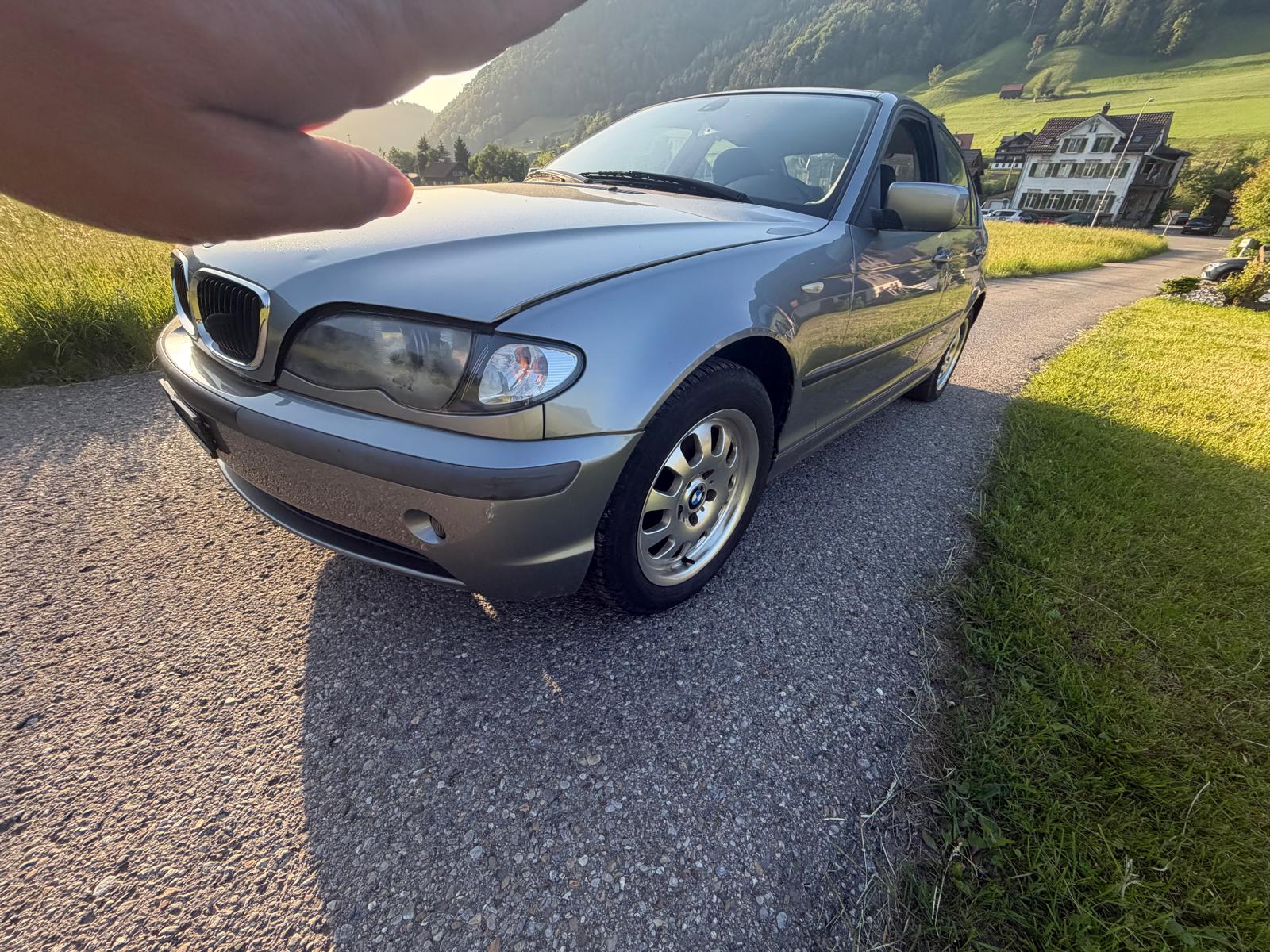 BMW 320d-image-2