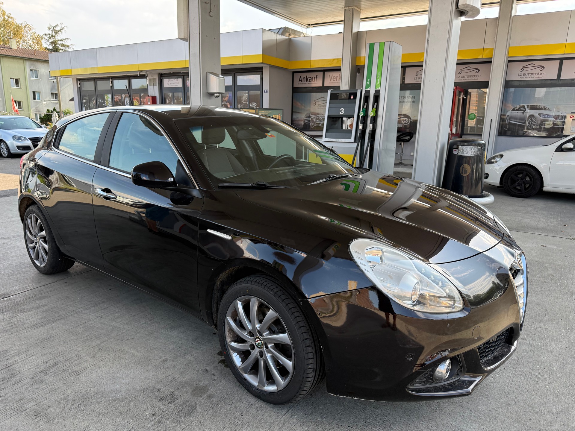 ALFA ROMEO Giulietta 2.0 JTDM Exclusive-image-3