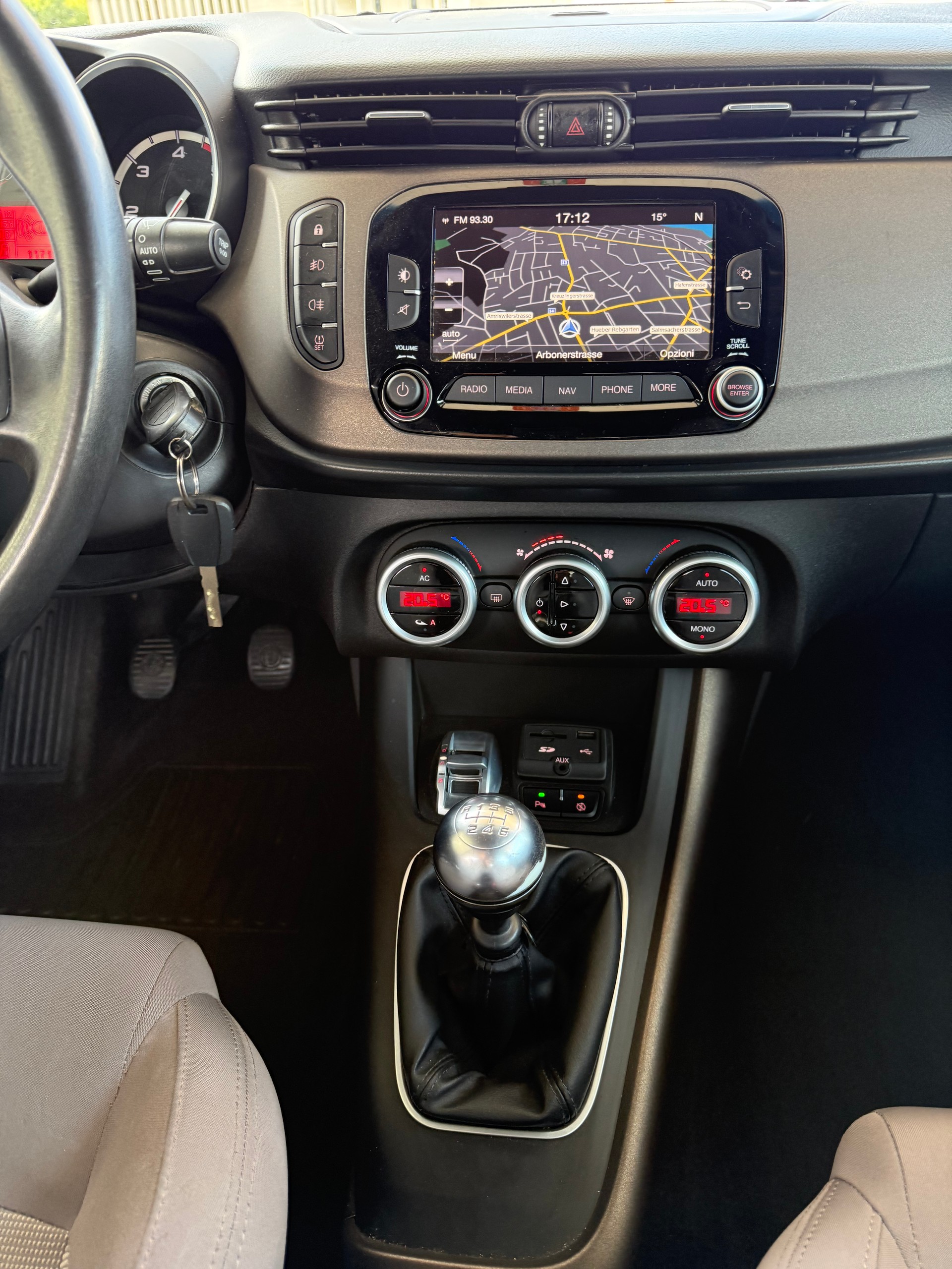 ALFA ROMEO Giulietta 2.0 JTDM Exclusive-image-8