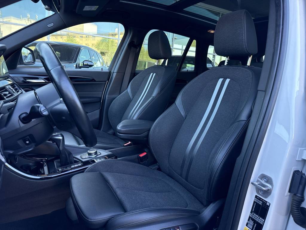 BMW X1 xDrive 25e M Sport Steptronic-image-10