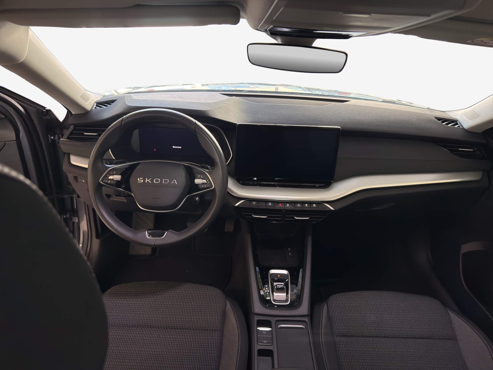 SKODA Octavia Combi 2.0 TDI DSG Selection-image-8
