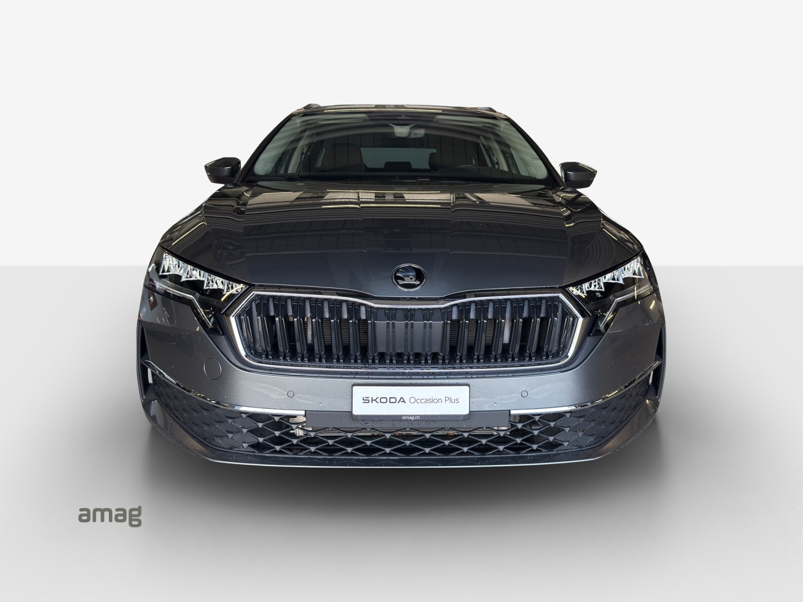 SKODA Octavia Combi 2.0 TDI DSG Selection-image-6