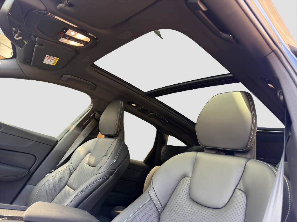 VOLVO XC60 2.0 T8 TE Black Edition eAWD-image-10