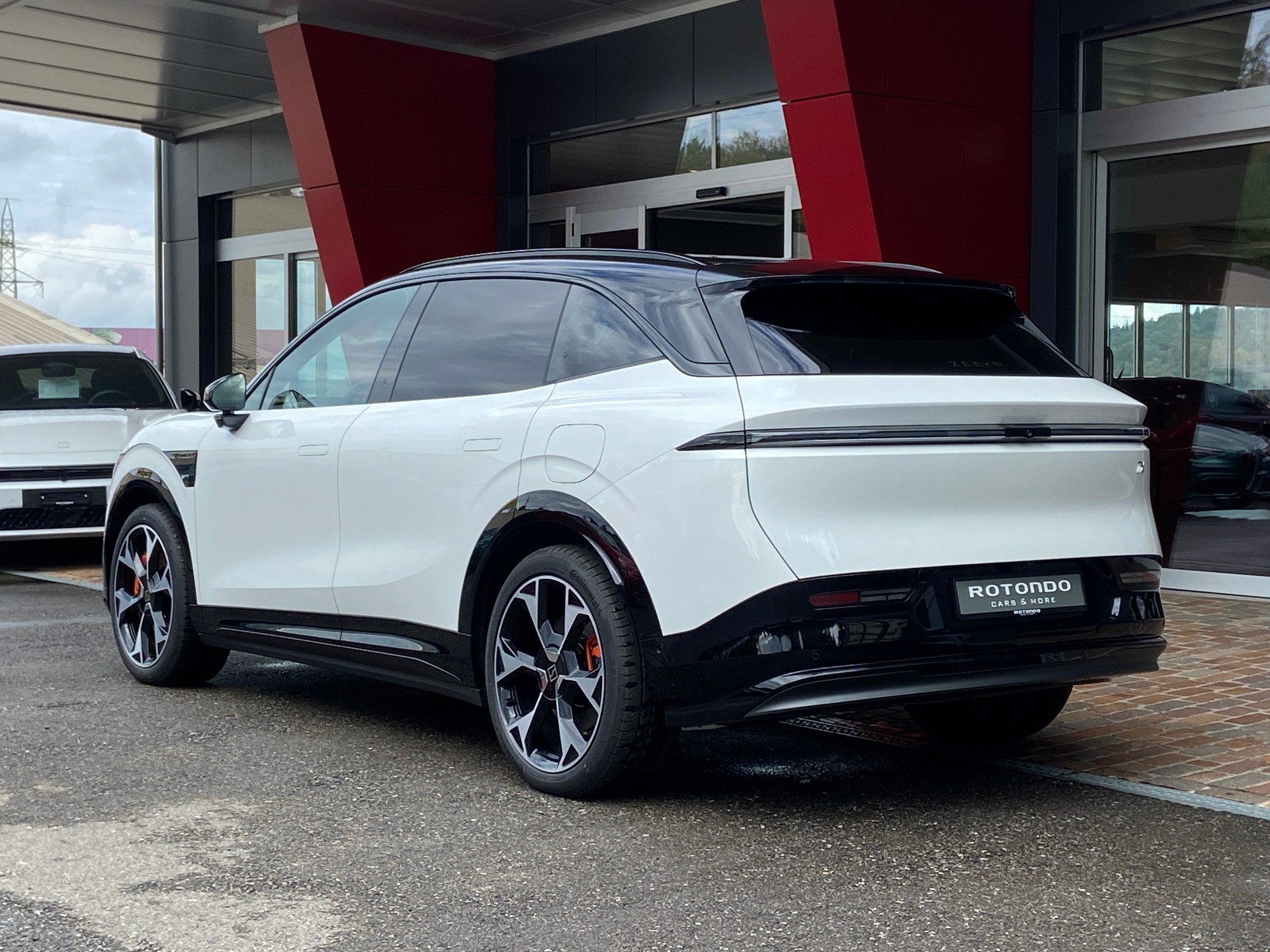ZEEKR 7X 100kWh Privilege Advanced Comfort Cockpit AWD-image-24
