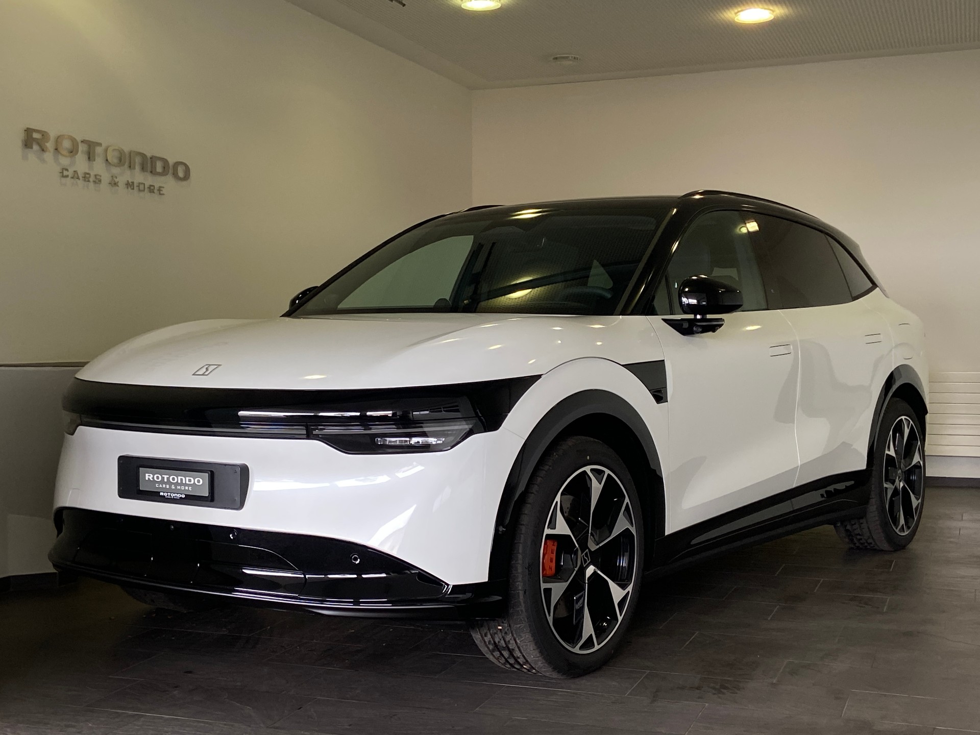ZEEKR 7X 100kWh Privilege Advanced Comfort Cockpit AWD-image-0