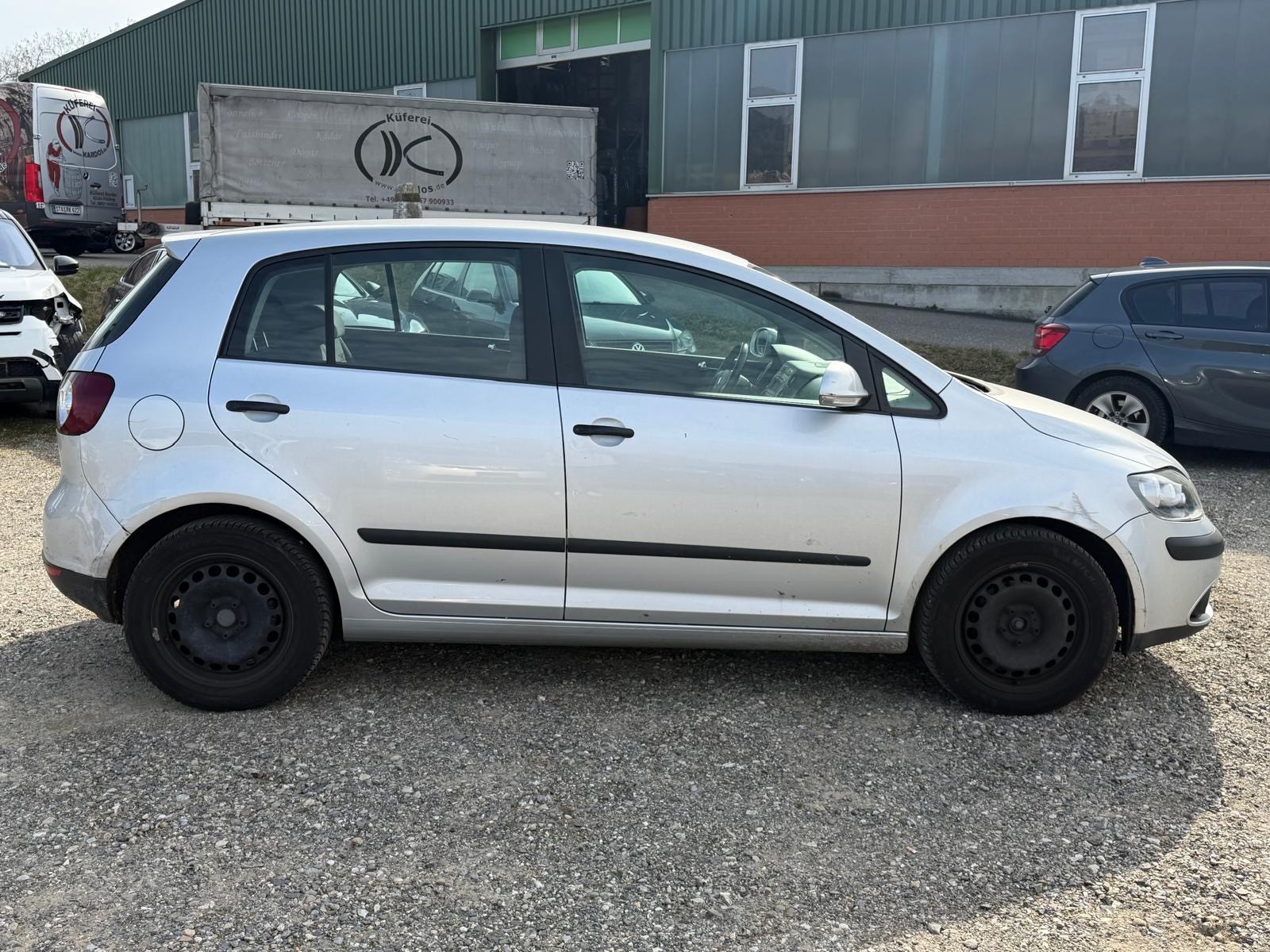 VW Golf Plus 1.6 FSI-image-9