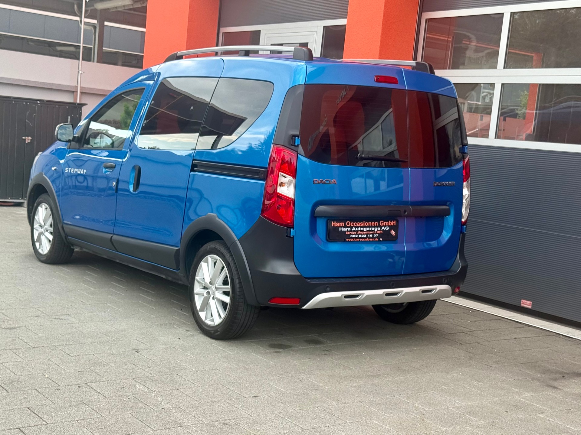 DACIA Dokker 1.2 T Stepway-image-3