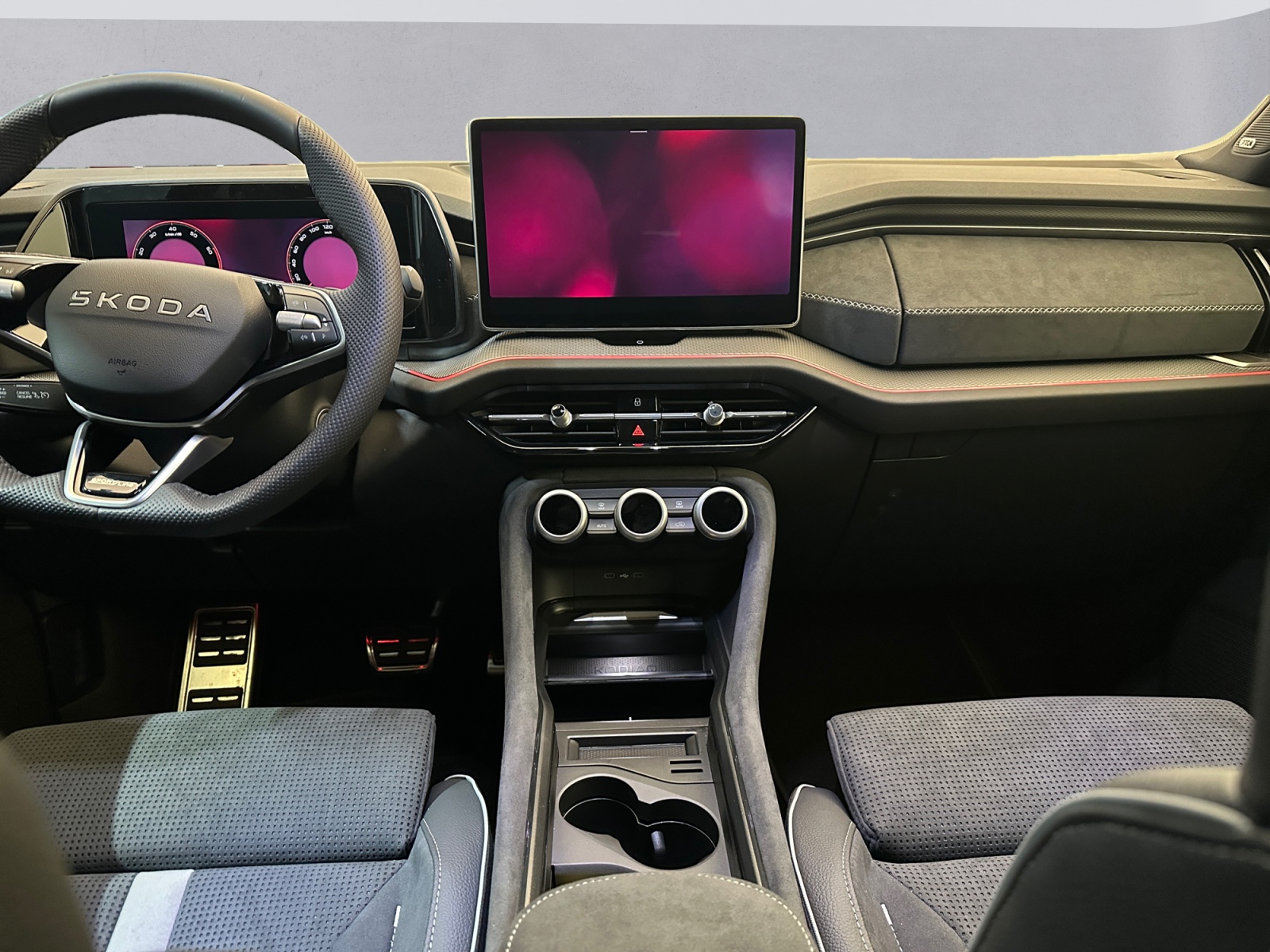SKODA Kodiaq 2.0 TSI Sportline 4x4-image-9