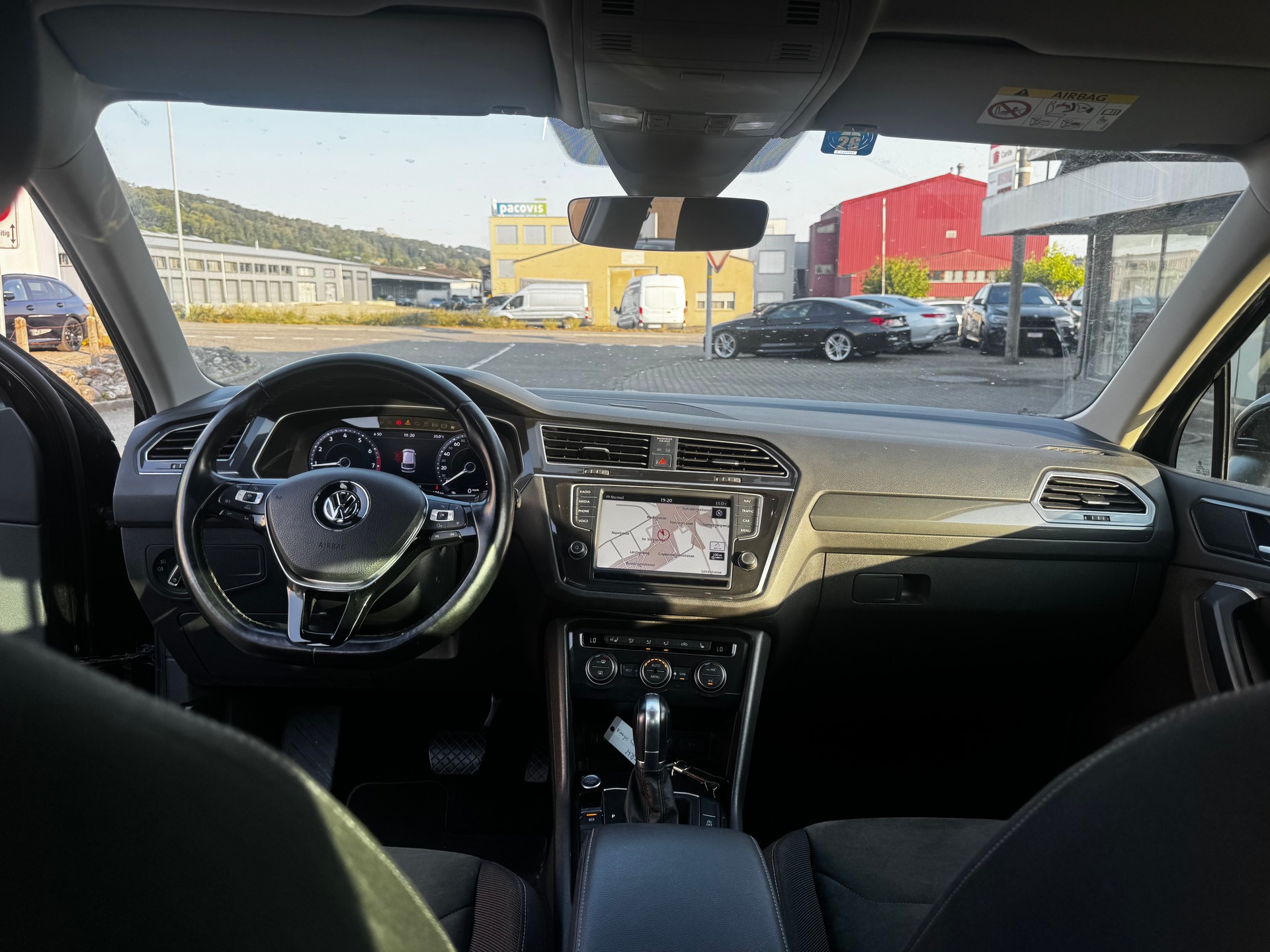 VW Tiguan 2.0TSI Highline 4Motion DSG-image-5