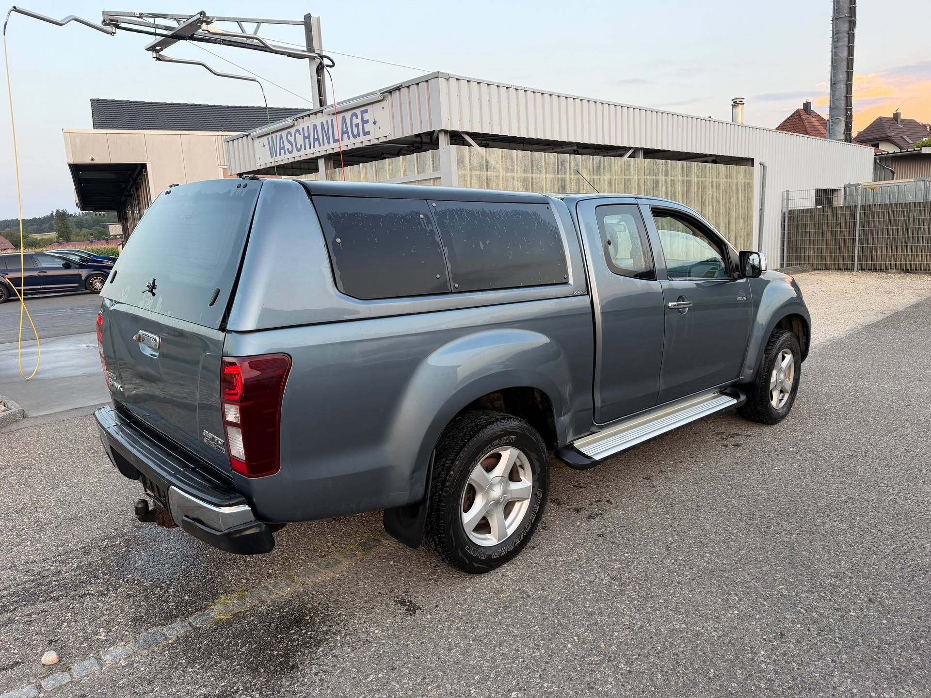 ISUZU D-MAX 2.5 SpaceCab Solar 4x4 A-image-8