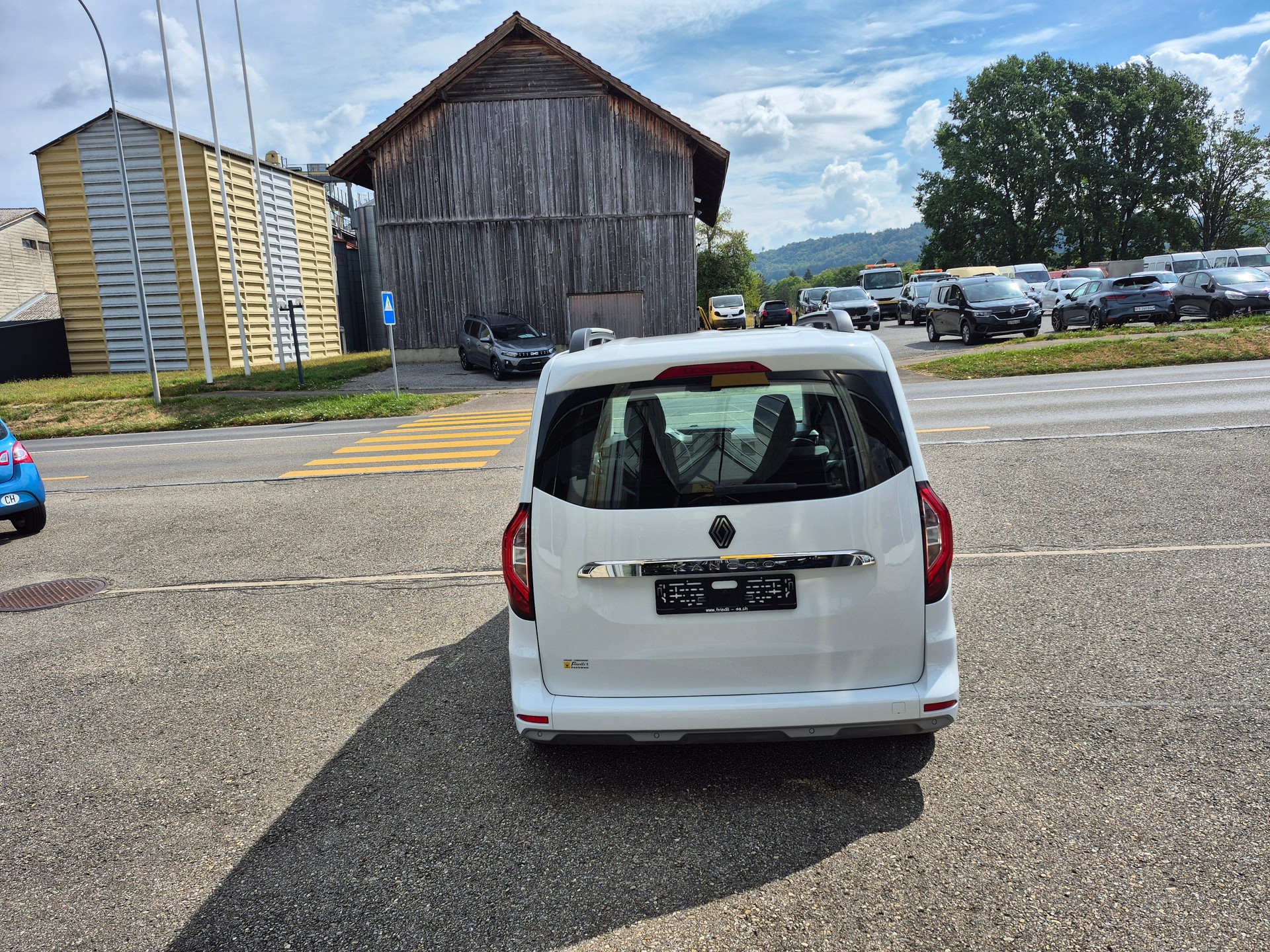 RENAULT Kangoo Combi 1.5 Blue dCi Edit-image-3