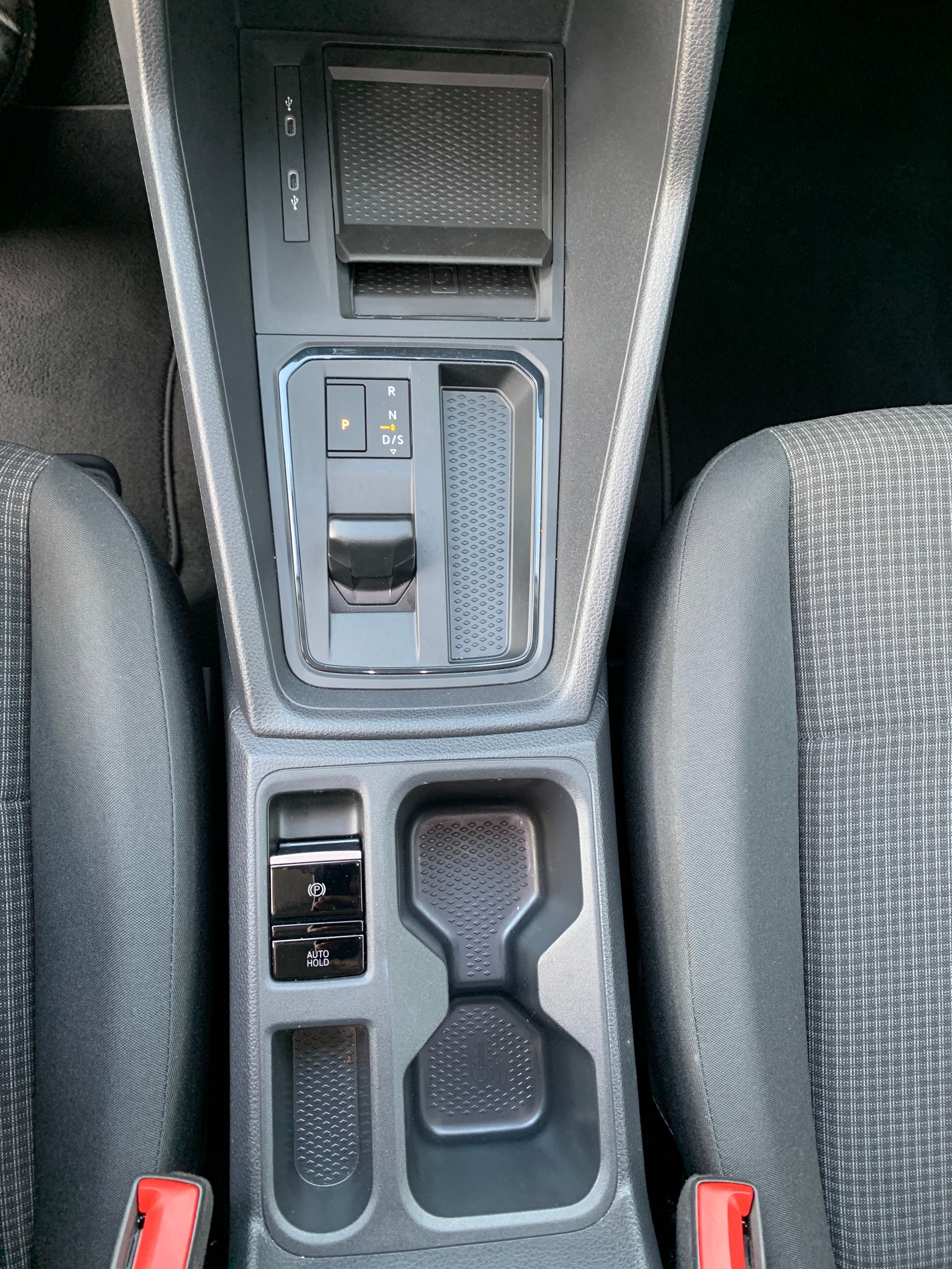 VW Caddy Maxi 1.5 TSI DSG-image-13