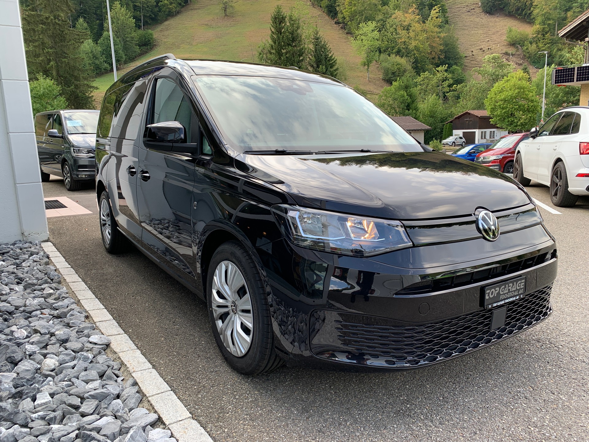 VW Caddy Maxi 1.5 TSI DSG-image-2