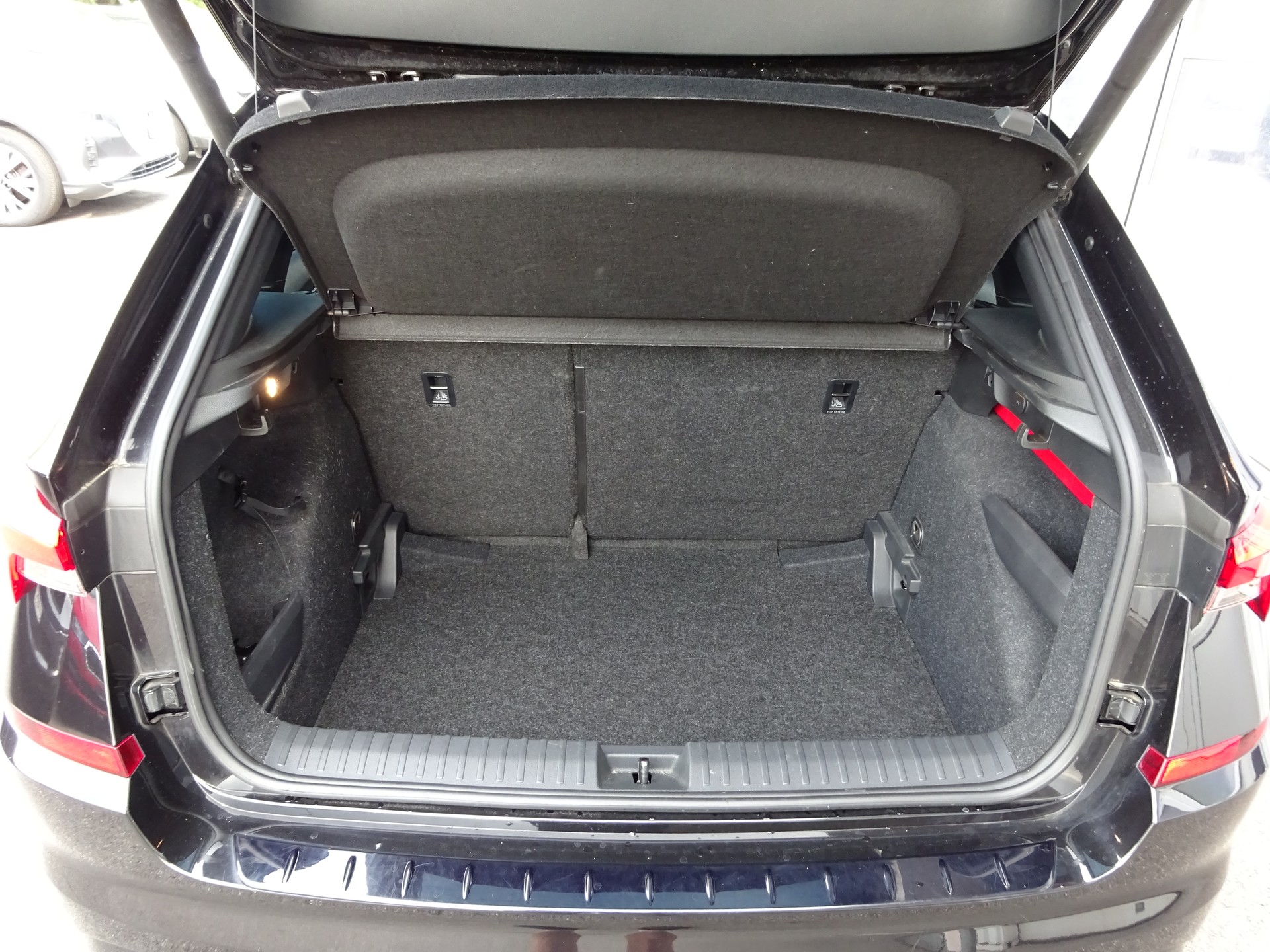 SKODA Kamiq 1.5 TSI ACT Monte Carlo DSG-image-13