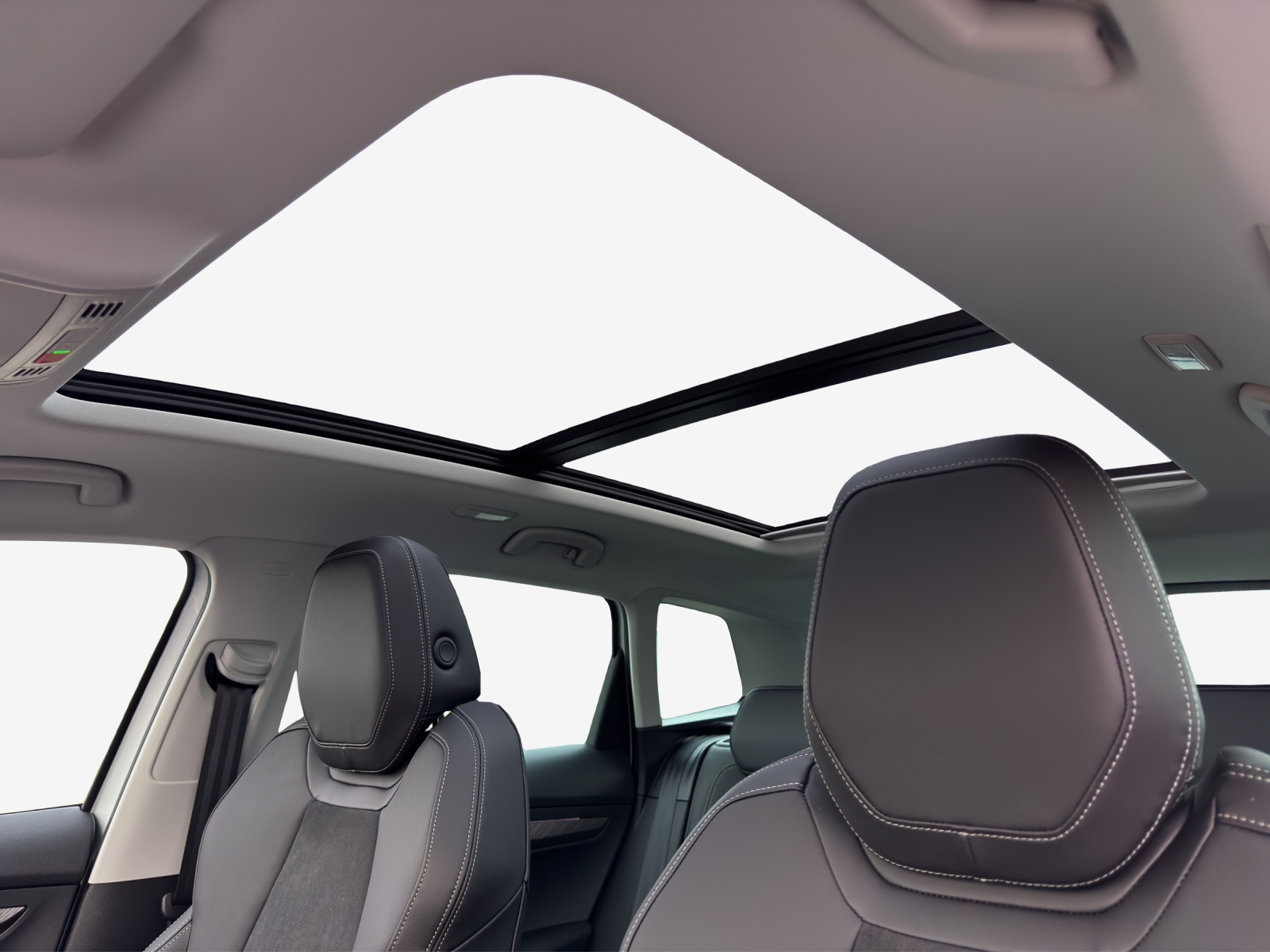 SKODA Karoq 1.5 TSI Dynamic DSG-image-14
