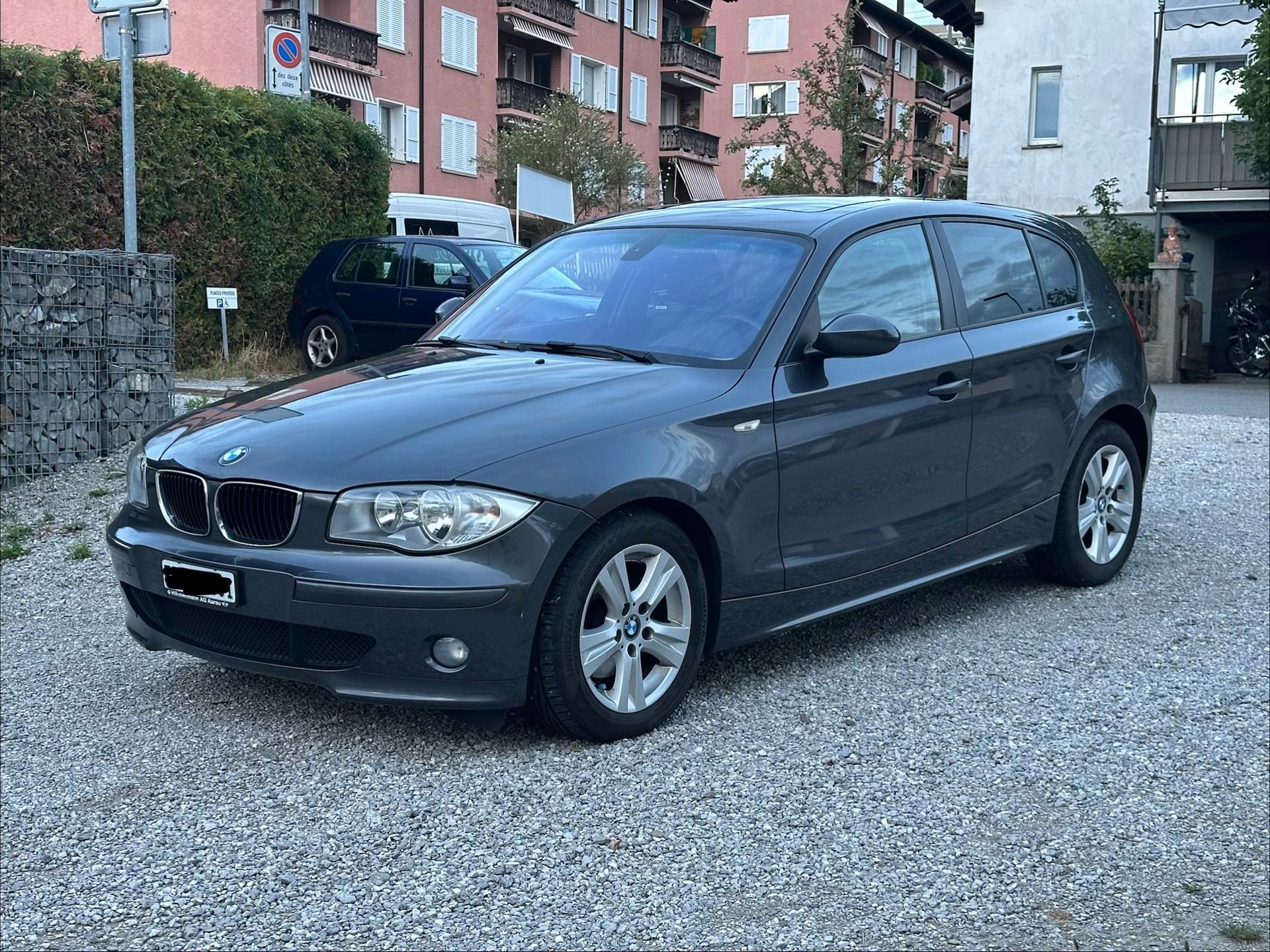 BMW 120d-image-0