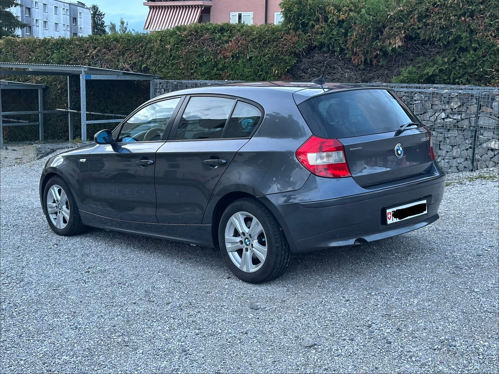BMW 120d-image-6