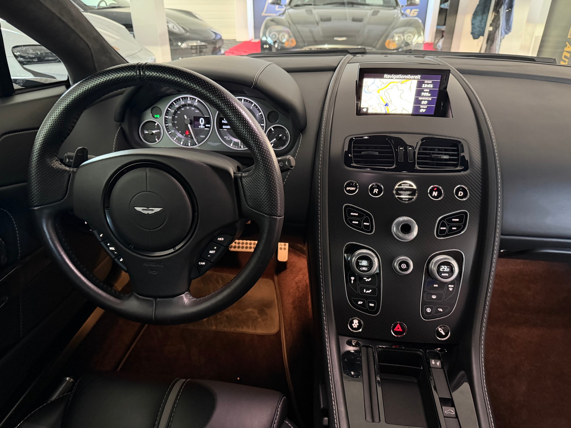 ASTON MARTIN V12 Vantage 5.9 S-image-14