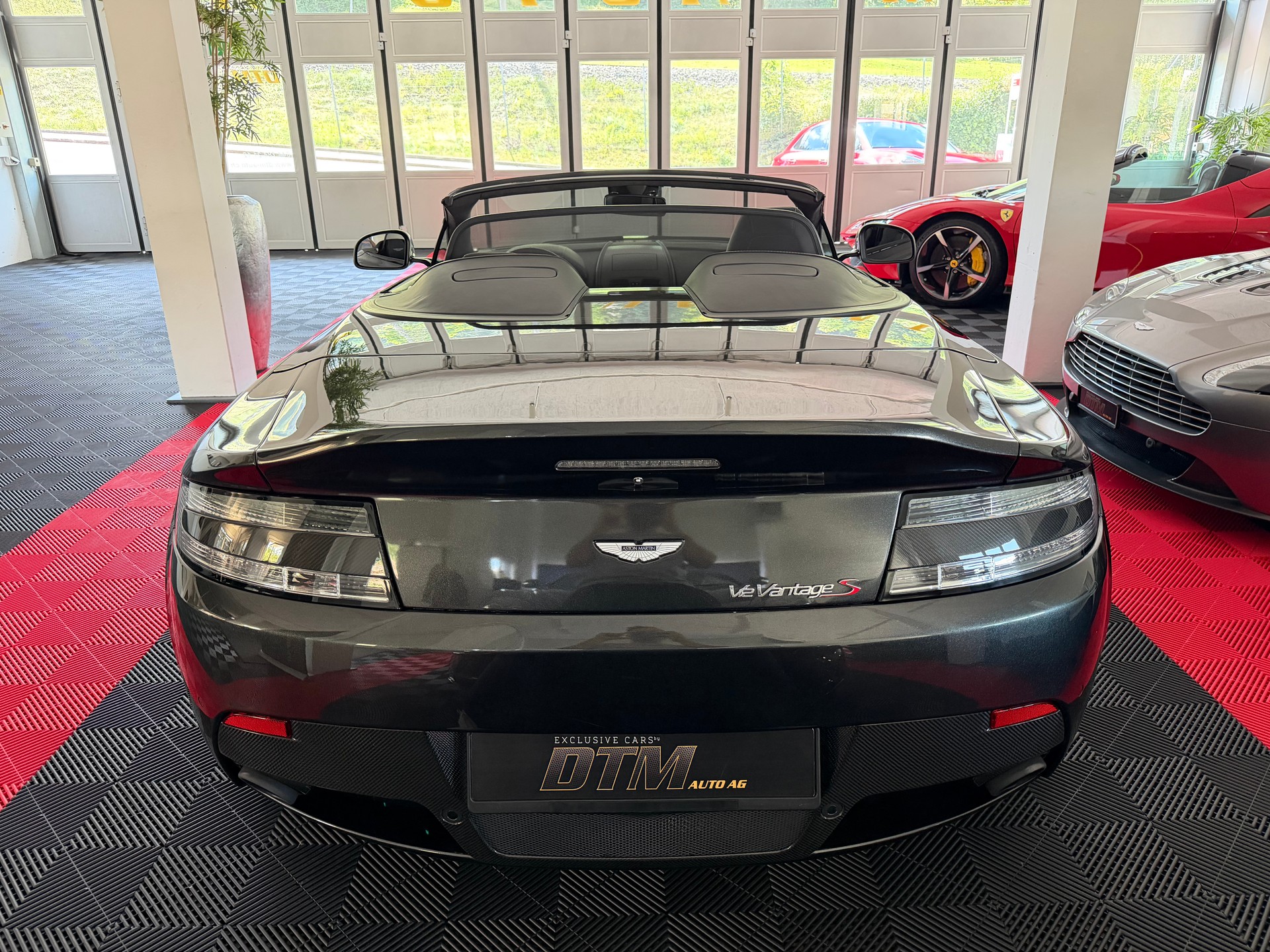 ASTON MARTIN V12 Vantage 5.9 S-image-5