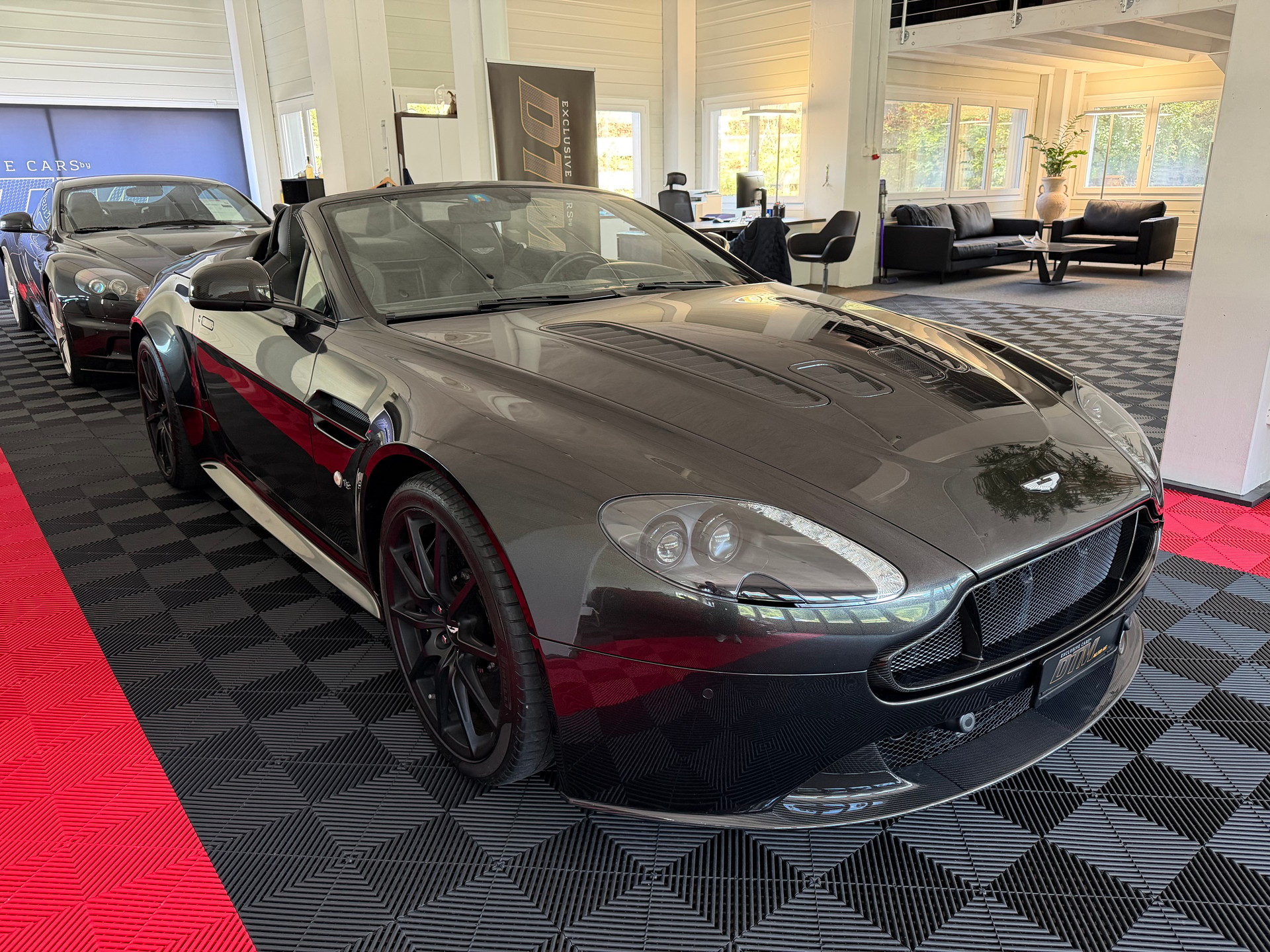 ASTON MARTIN V12 Vantage 5.9 S-image-8