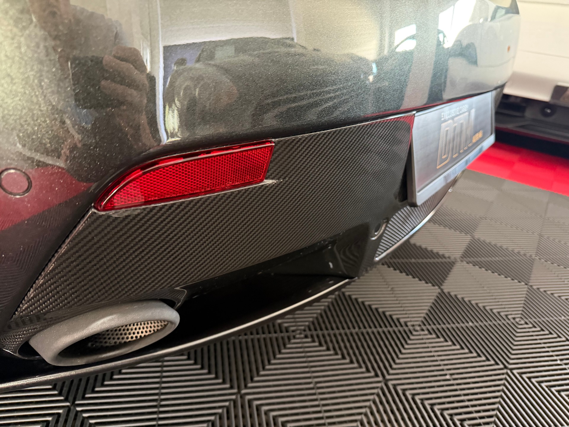 ASTON MARTIN V12 Vantage 5.9 S-image-6