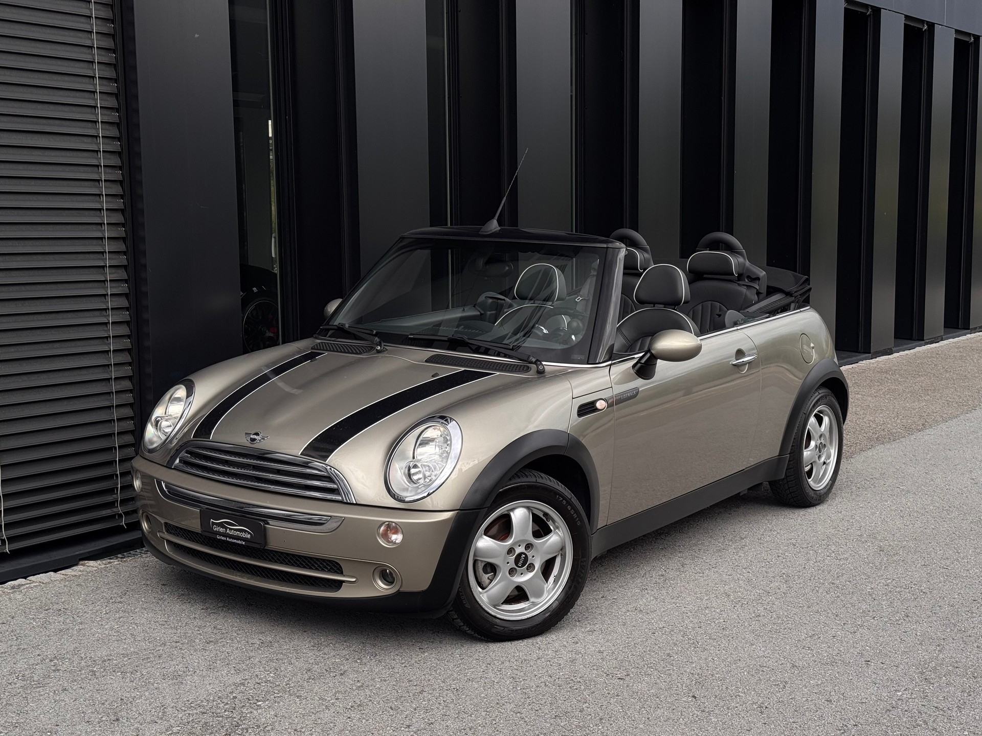MINI 1.6 SIDEWALK-image-0