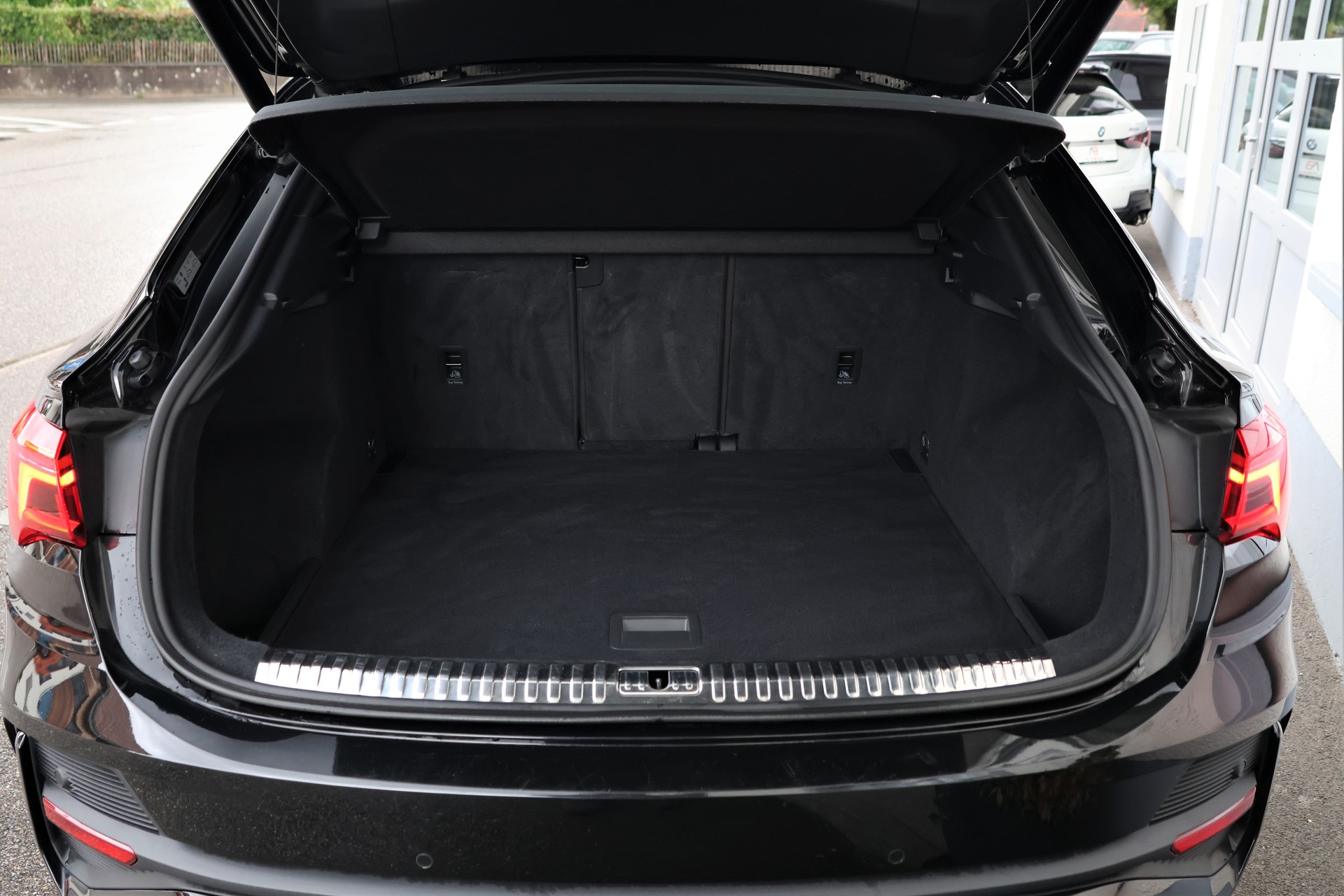 AUDI Q3 Sportback 40 TDI S line Attraction quattro S-tronic (CH)-image-17