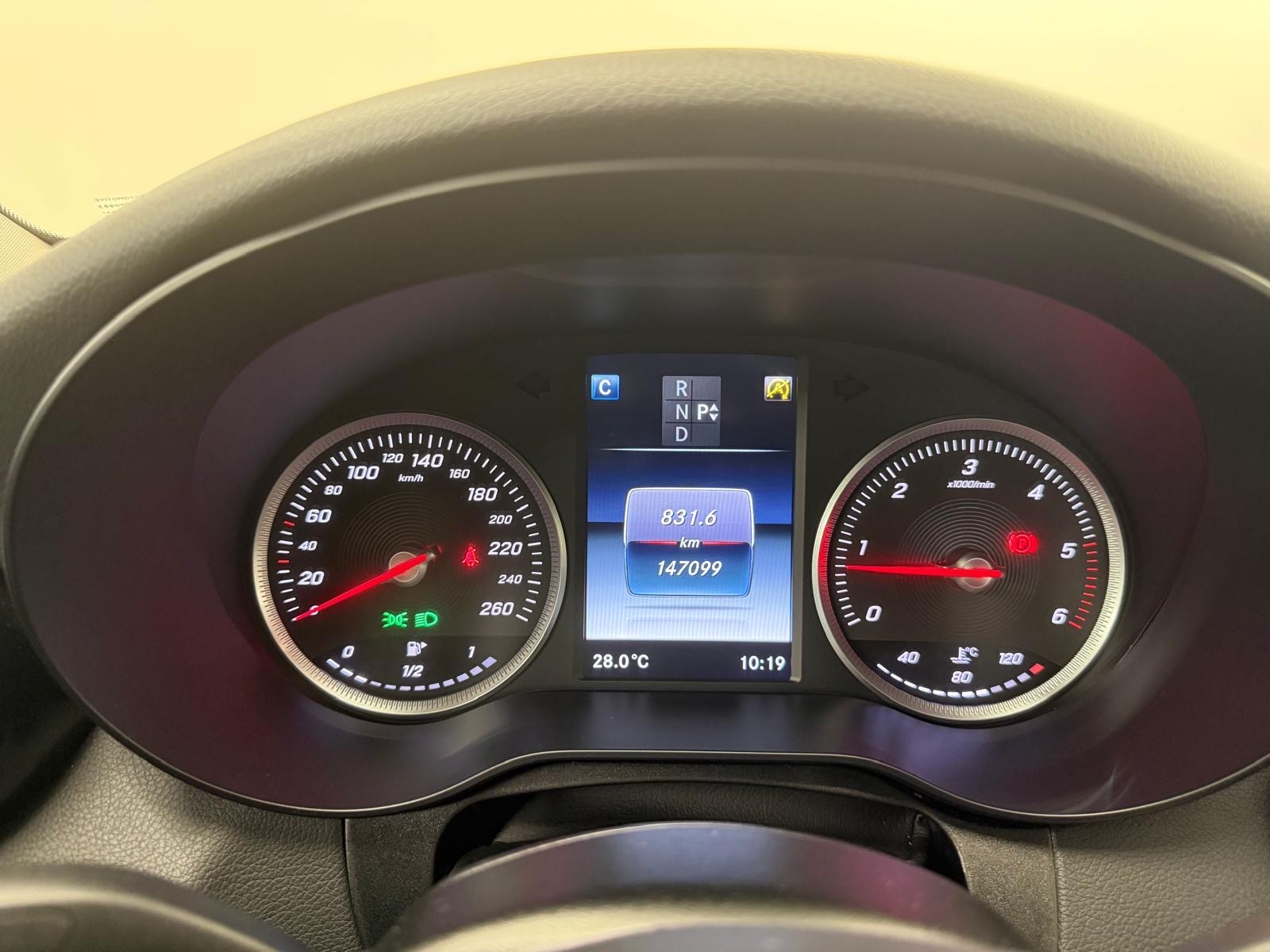 MERCEDES-BENZ C 200d BlueTec 7 Gang Tronic Plus-image-8