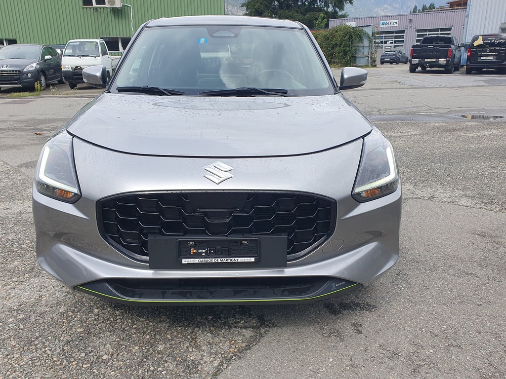 SUZUKI Swift 1.2 1st Edition Hybrid 4x4-image-4