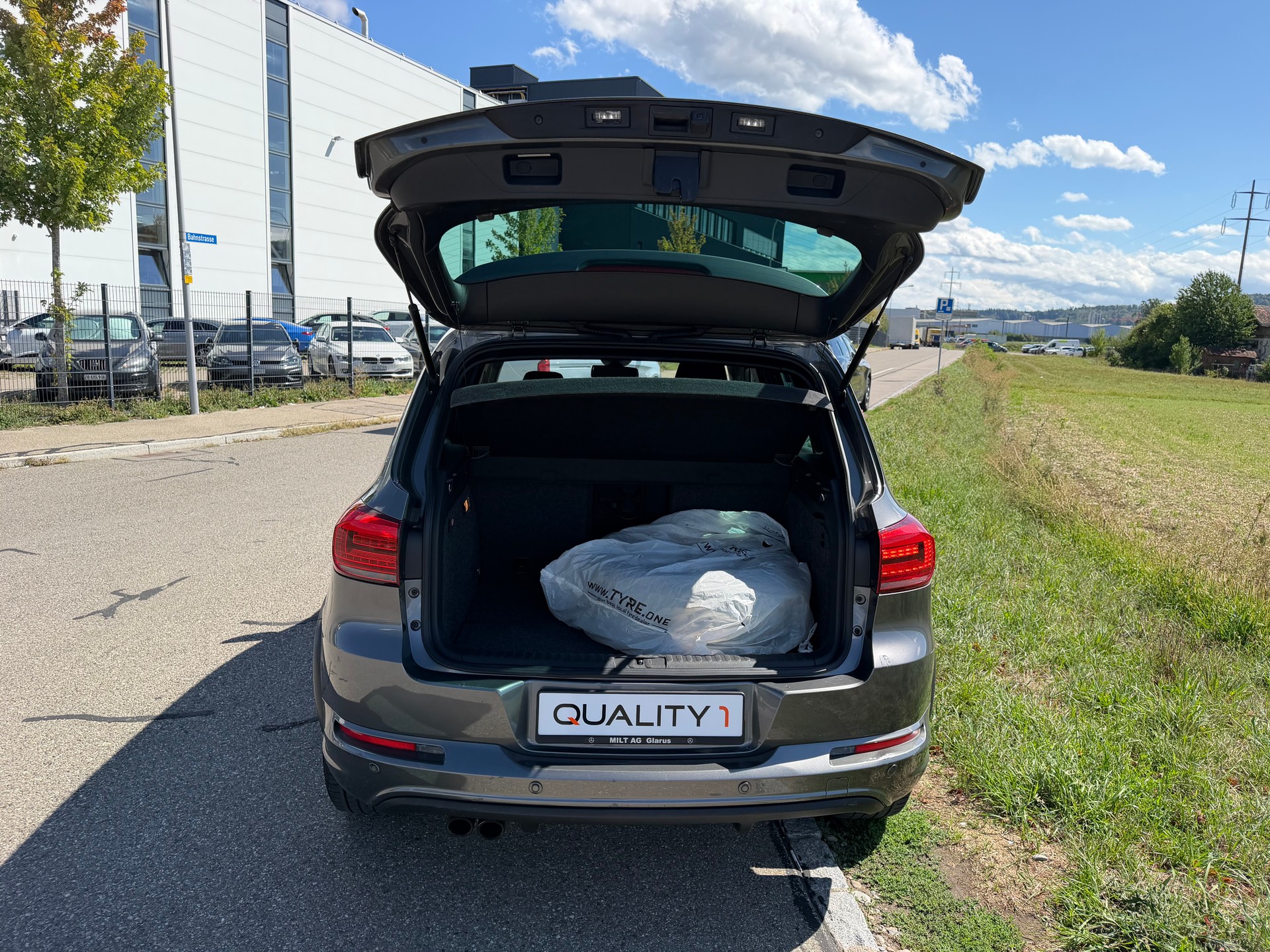 VW Tiguan 2.0 TSI Cup R-Line 4Motion-image-11