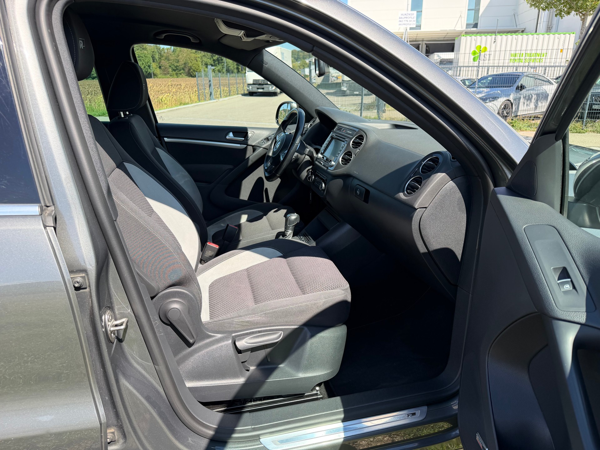 VW Tiguan 2.0 TSI Cup R-Line 4Motion-image-17