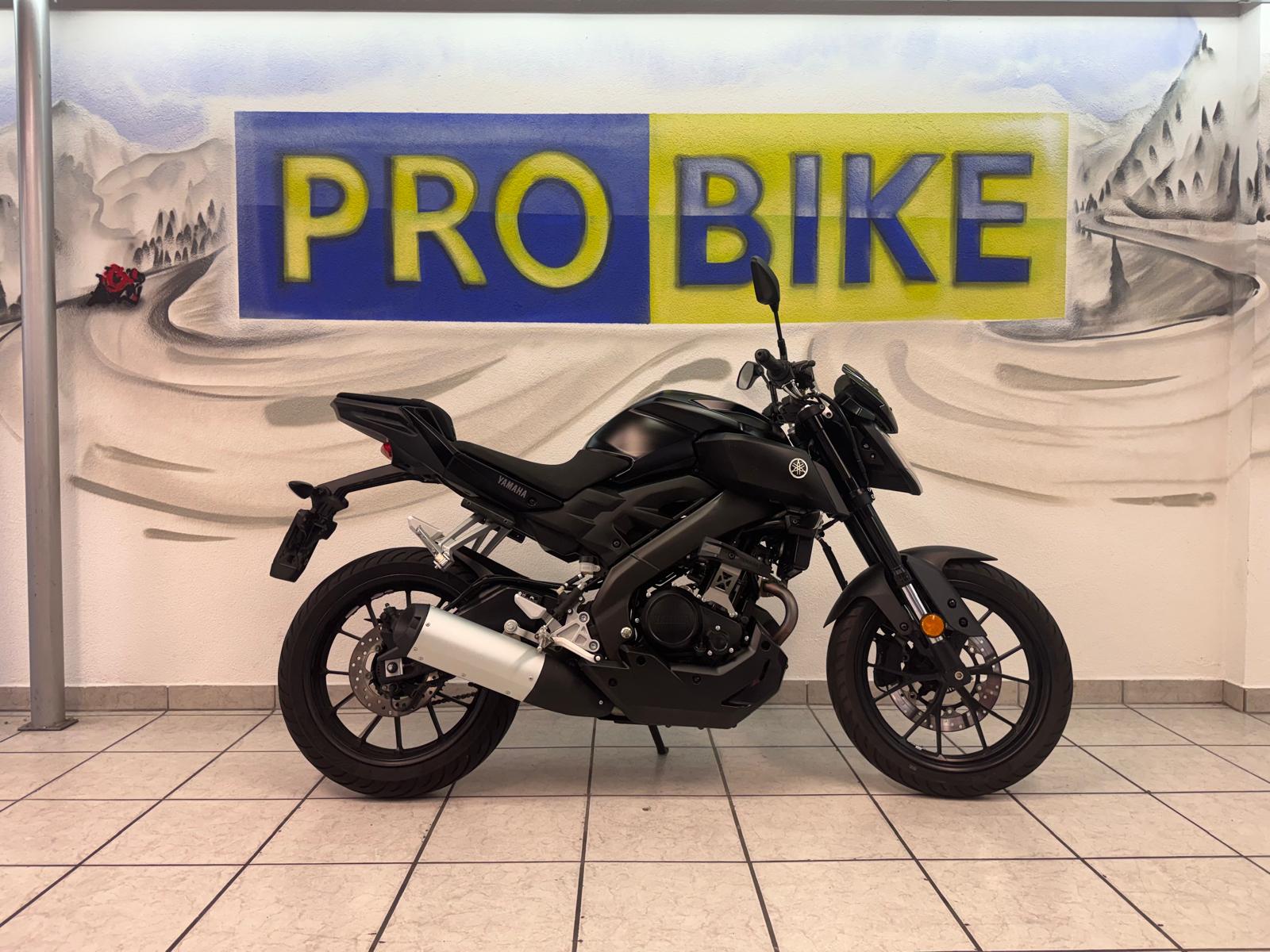YAMAHA MT-125 ABS-showroom-element-1