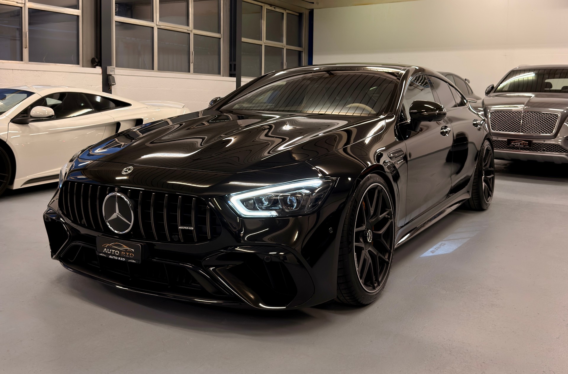 MERCEDES-BENZ AMG GT 4 63 S 4Matic+ E Performance-showroom-element-2