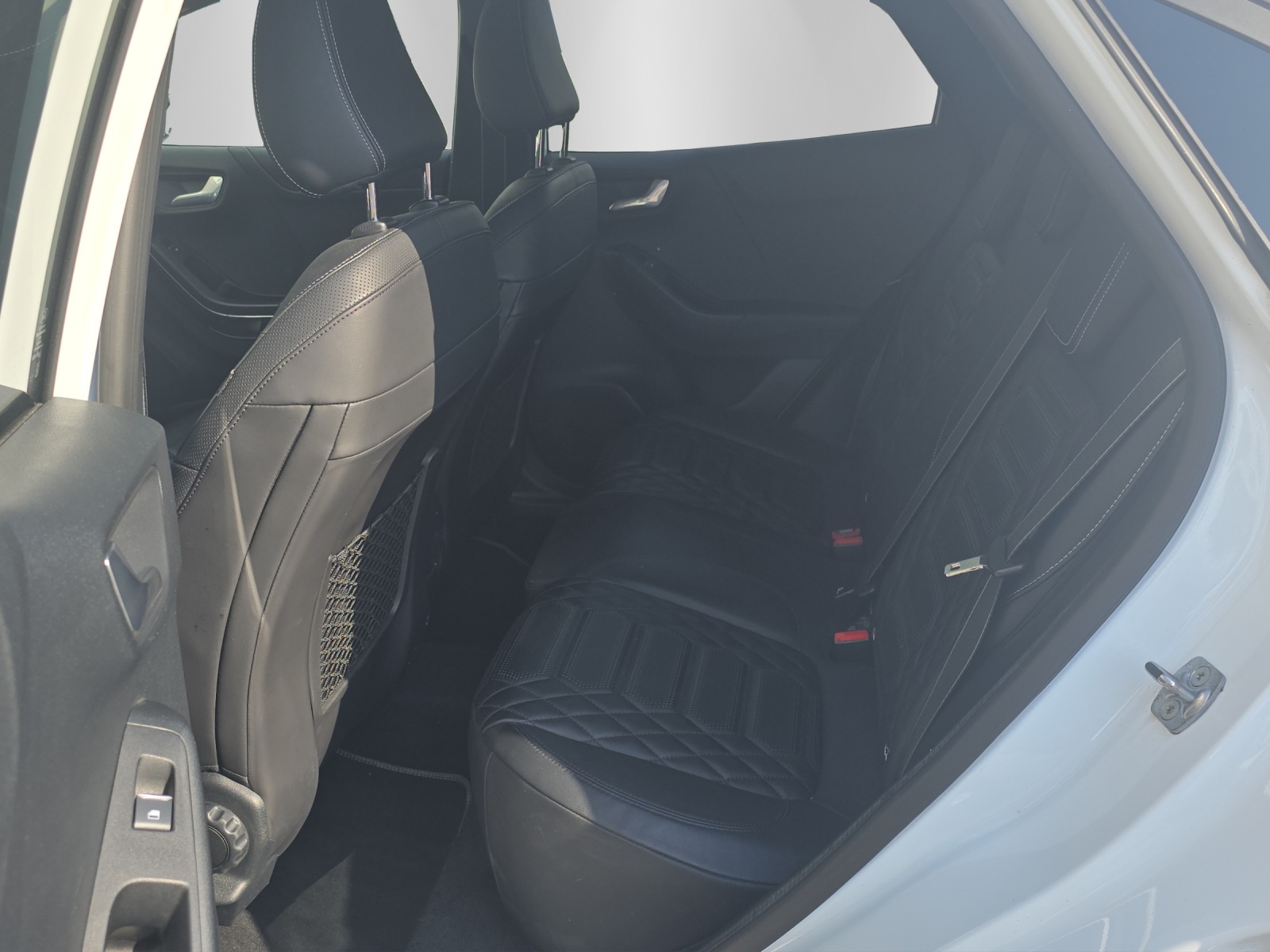 FORD Puma 1.0 EcoB Hybrid 125 ST-Line Vignale-image-9