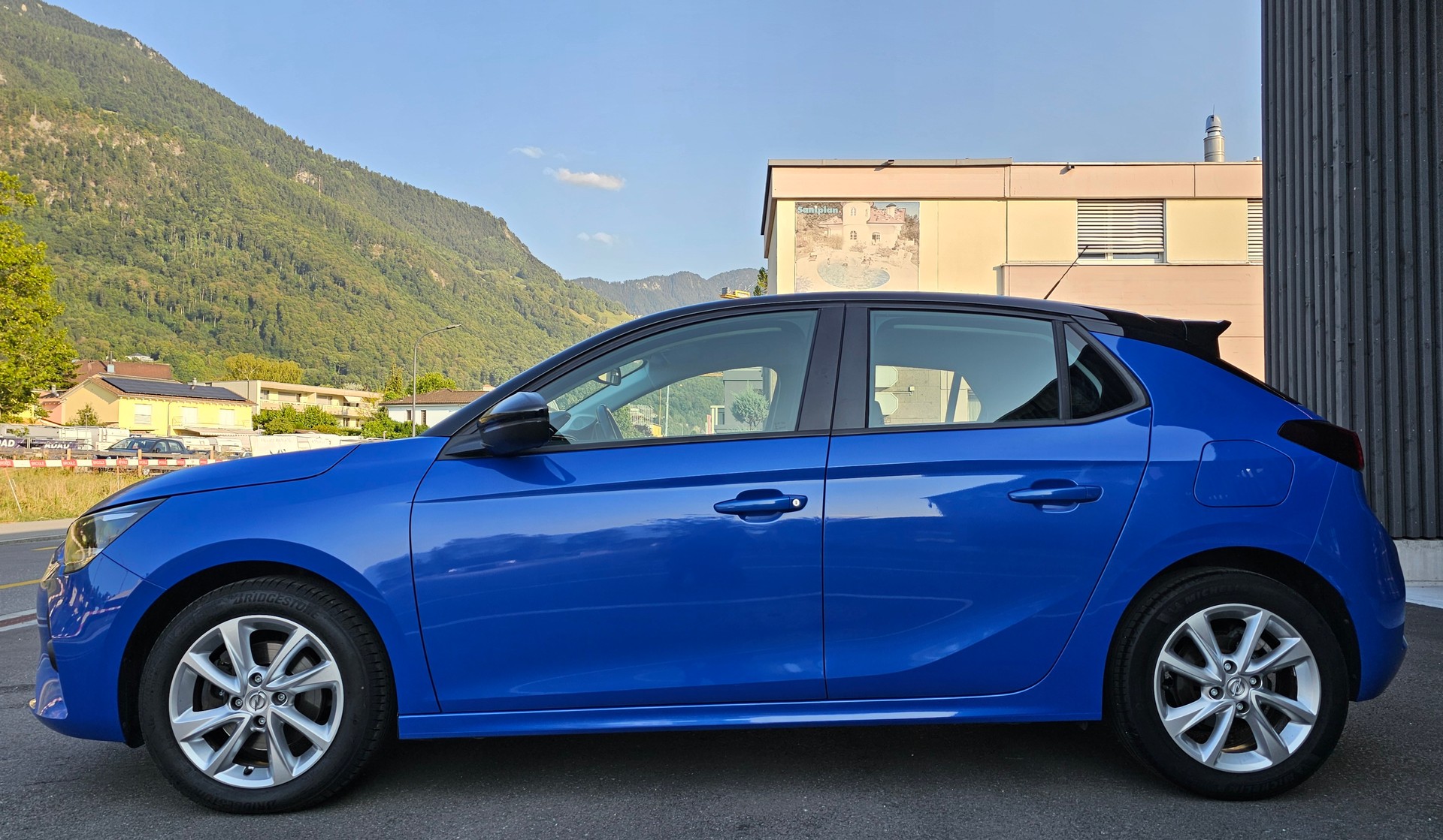 OPEL Corsa 1.2 TP Edition-showroom-element-1